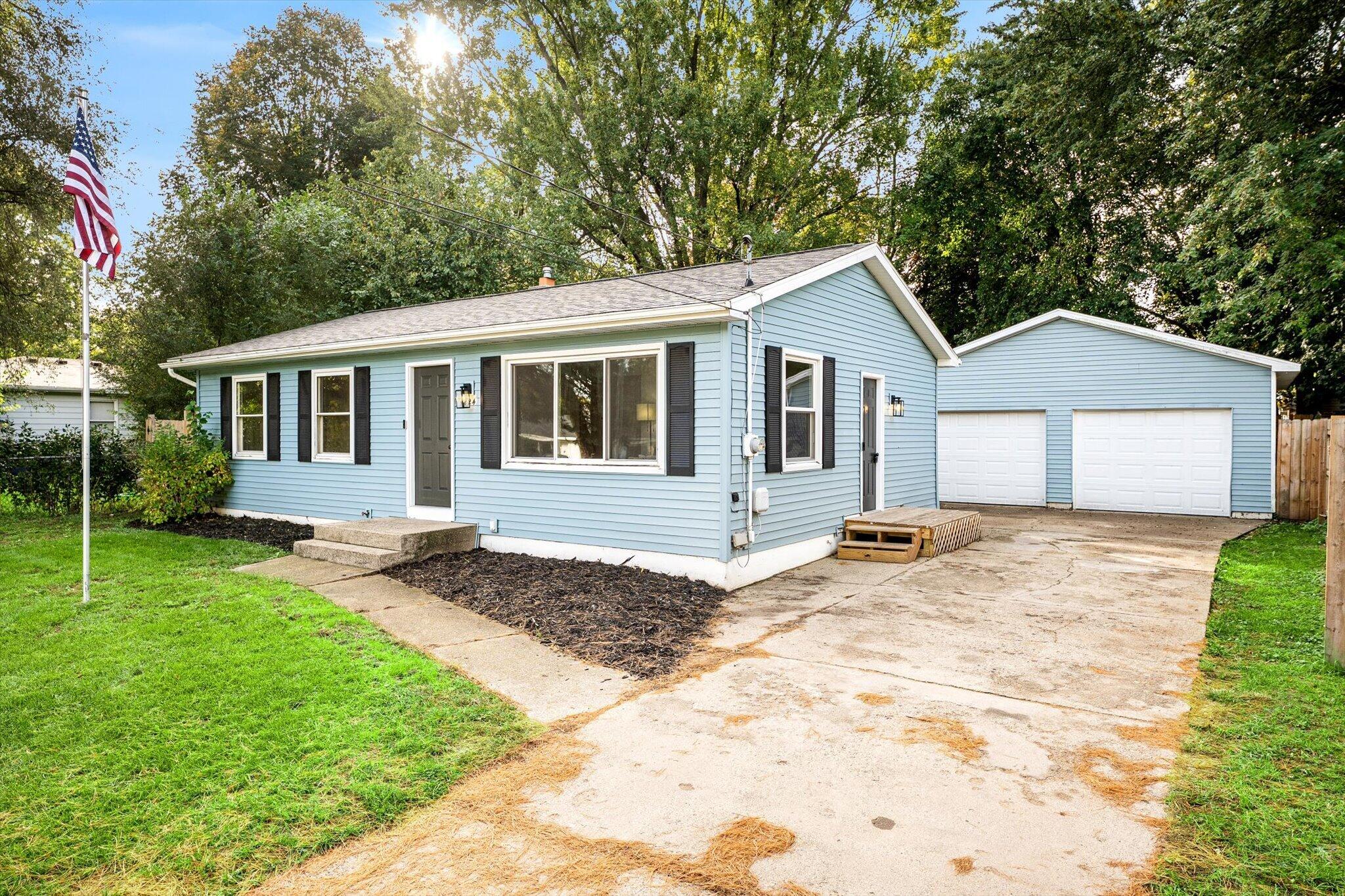 1224 Ecklund Street NE Grand Rapids MI 49505