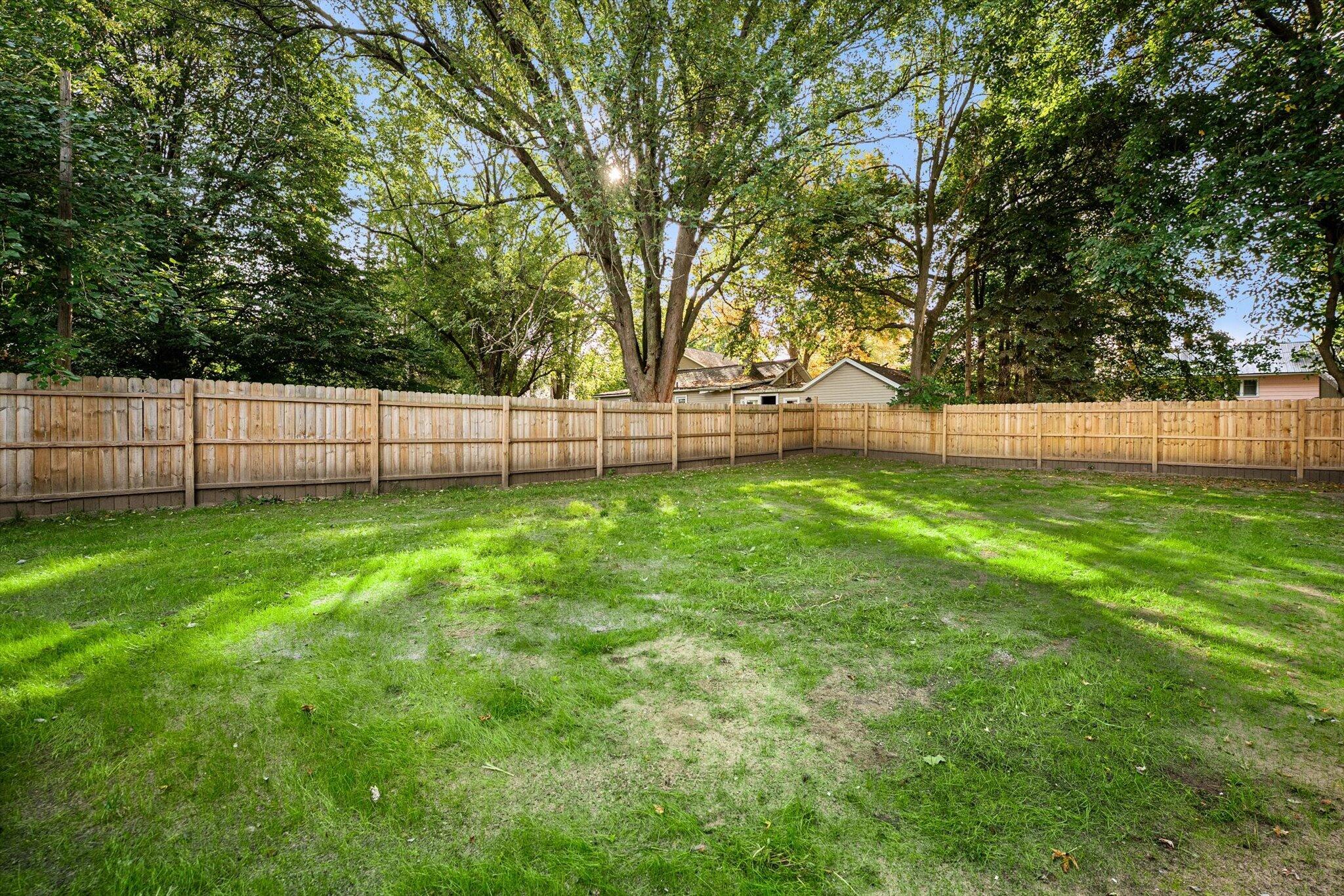 1224 Ecklund Street NE Grand Rapids MI 49505