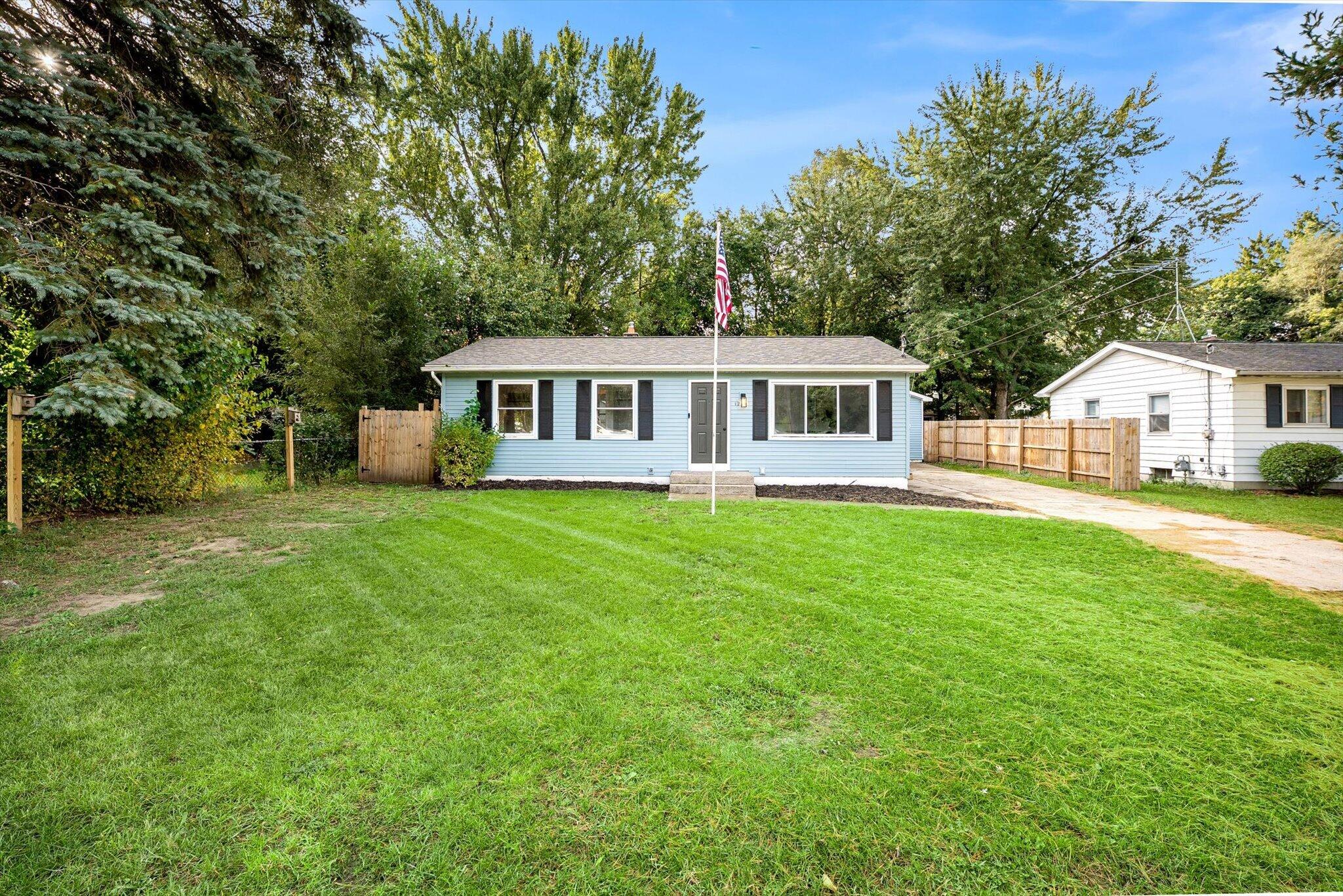1224 Ecklund Street NE Grand Rapids MI 49505