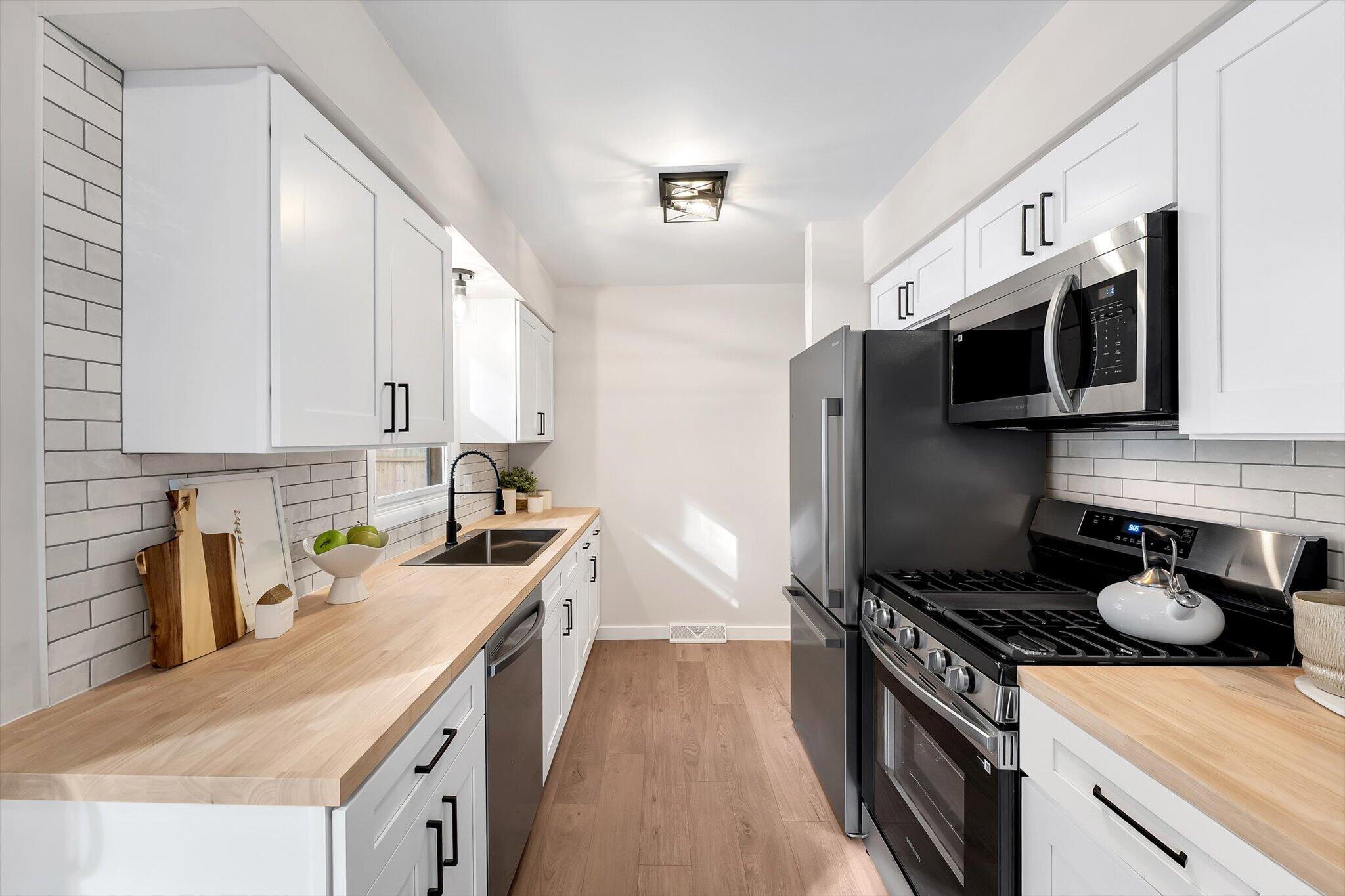 1224 Ecklund Street NE Grand Rapids MI 49505