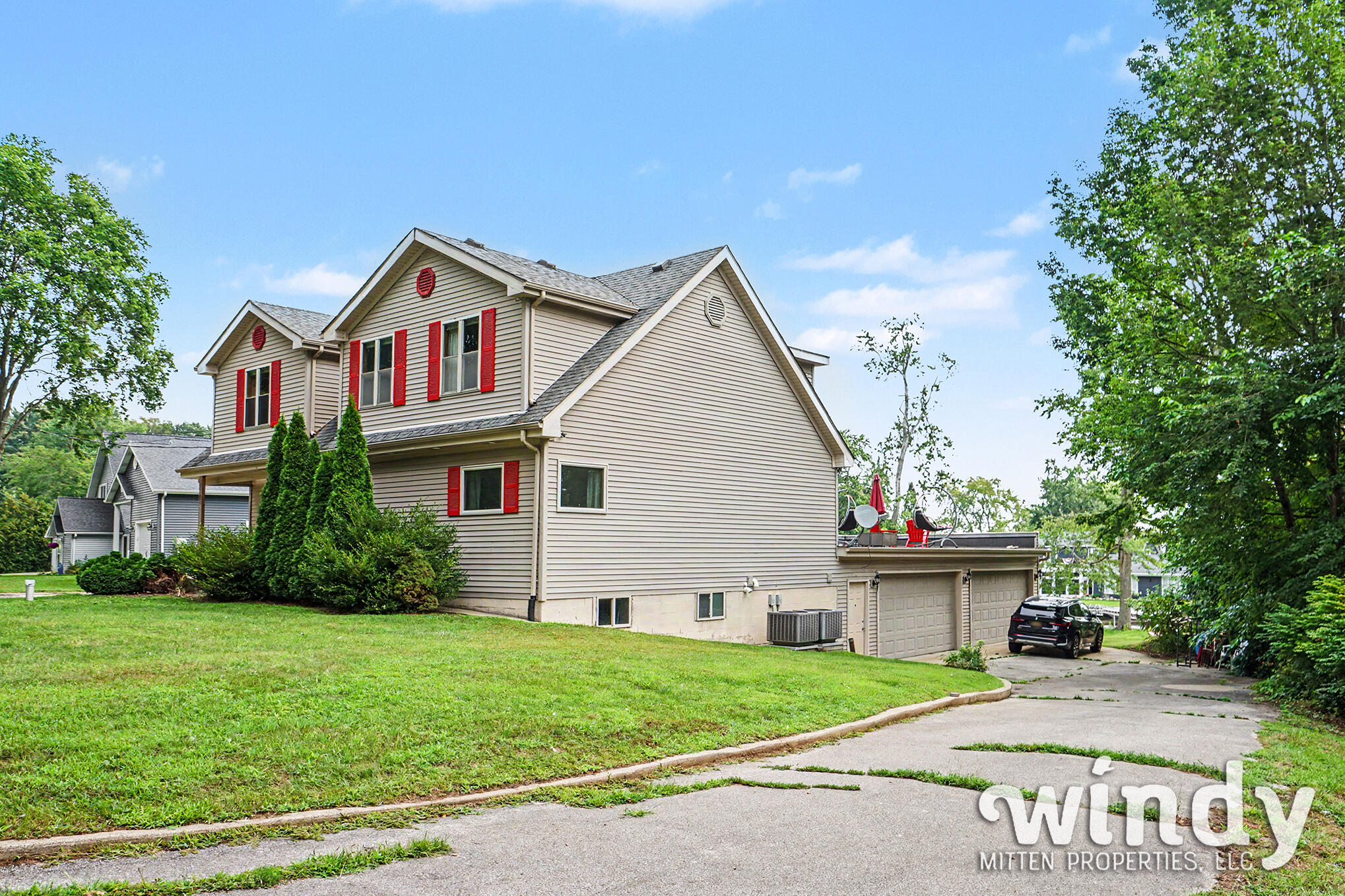 4971 Shoreview Drive Coloma MI 49038