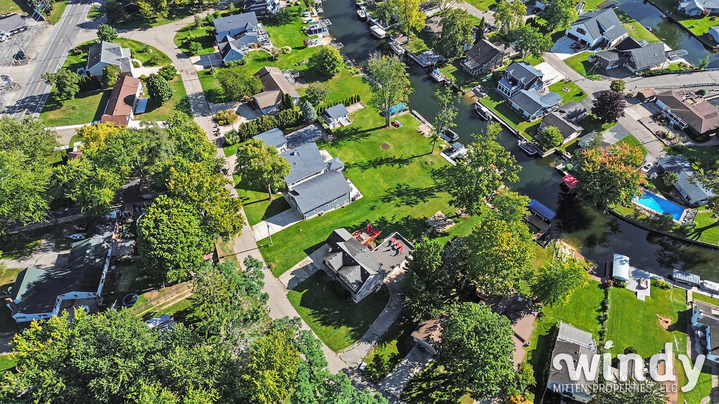 4971 Shoreview Drive Coloma MI 49038