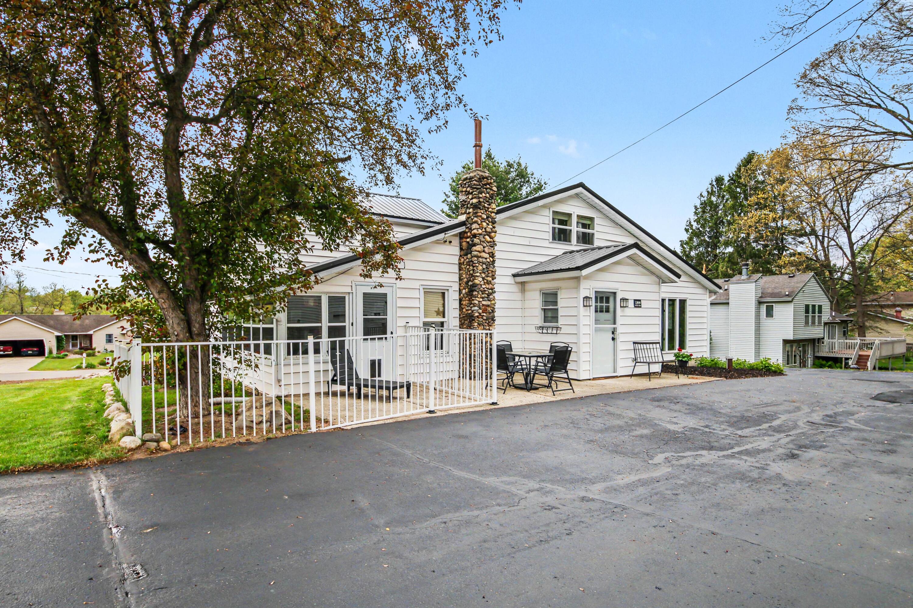 4744 Little Harbor Drive SE Grand Rapids MI 49512
