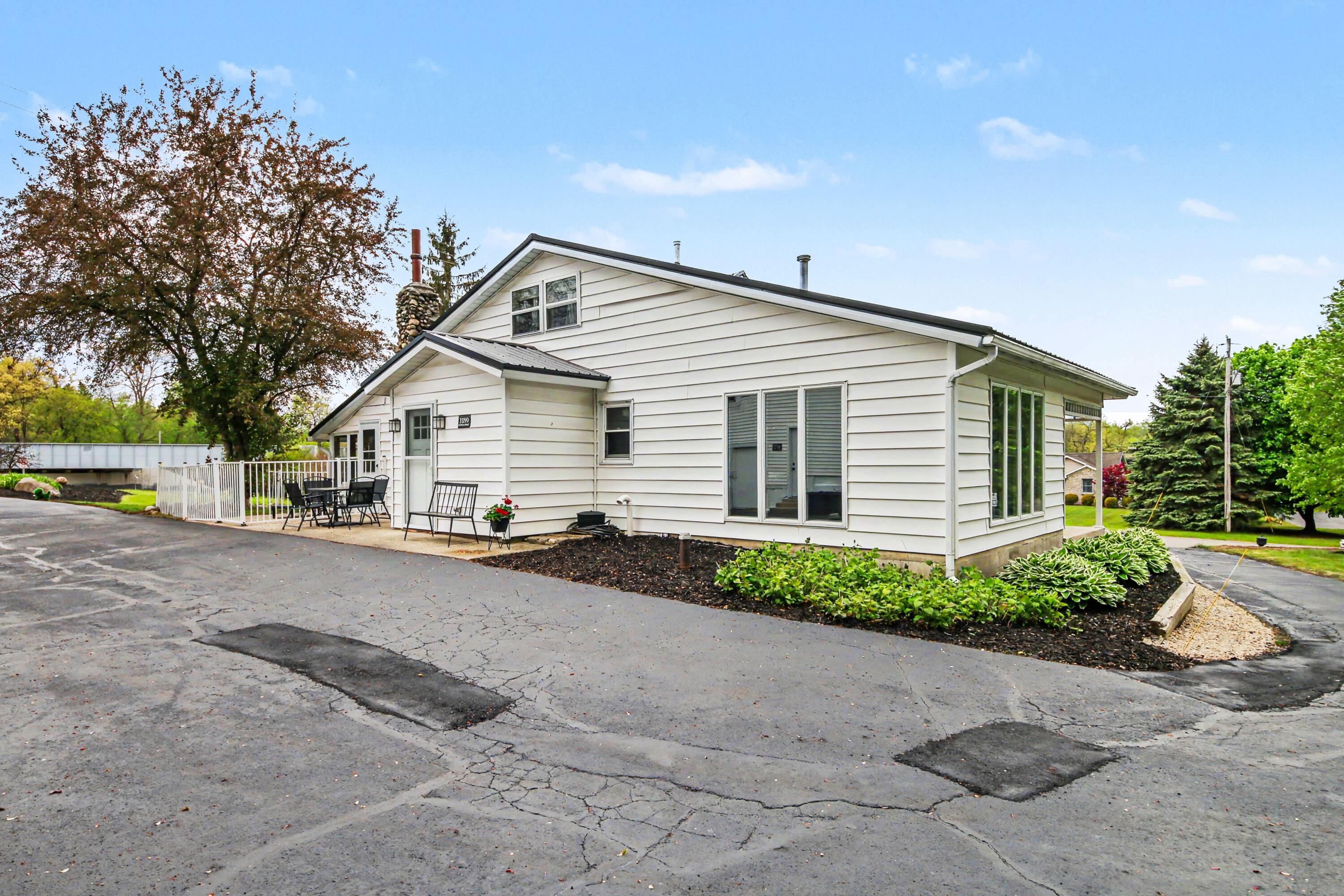 4744 Little Harbor Drive SE Grand Rapids MI 49512
