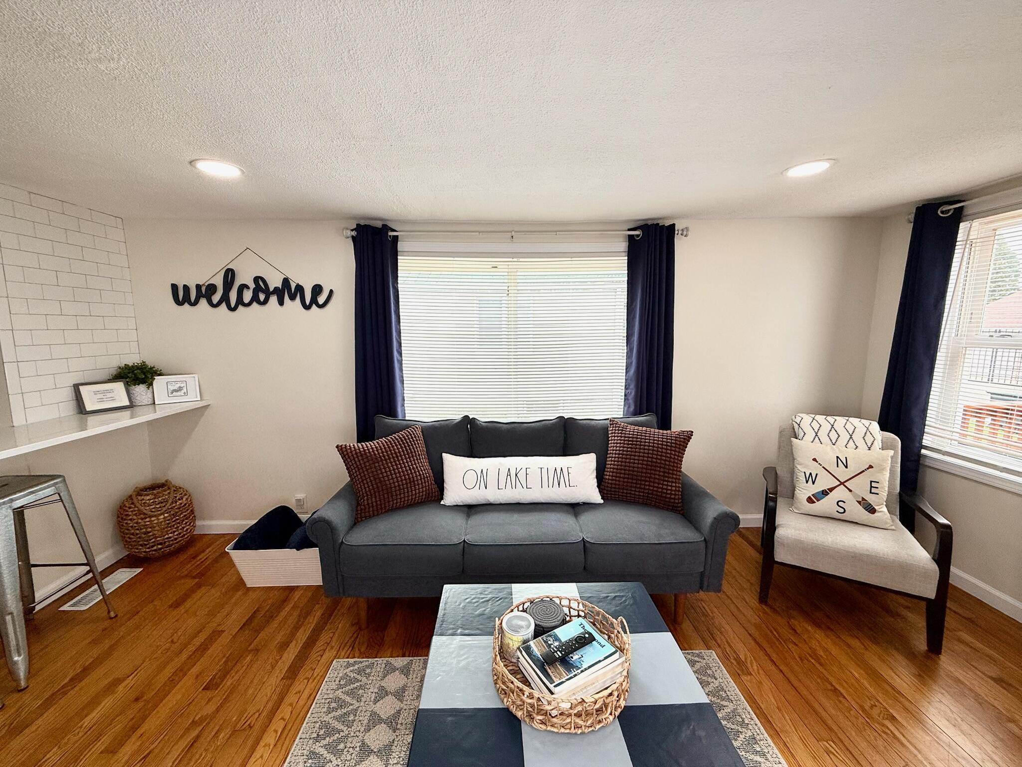 8004 Lakewood Drive Coloma MI 49038