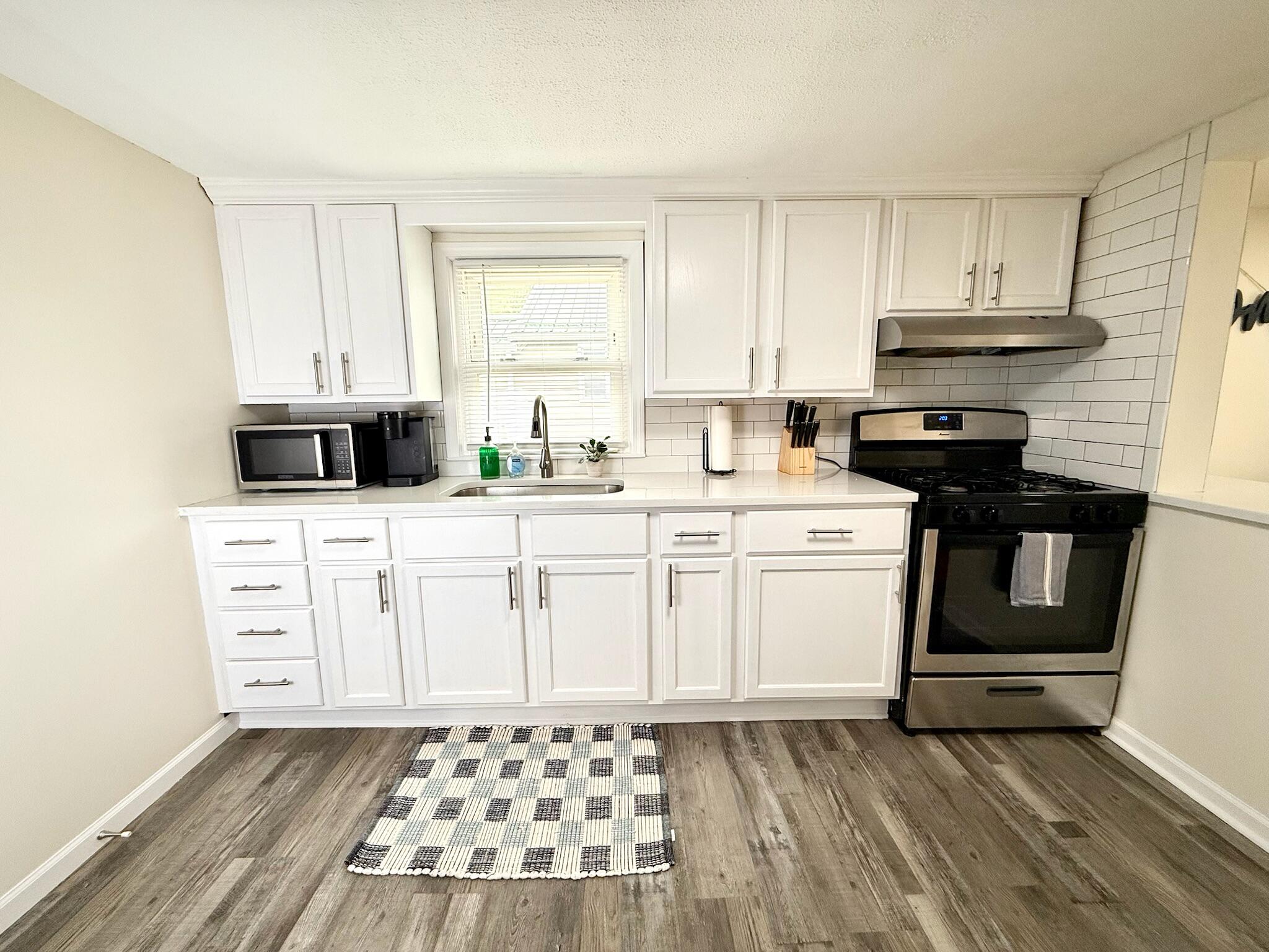 8004 Lakewood Drive Coloma MI 49038