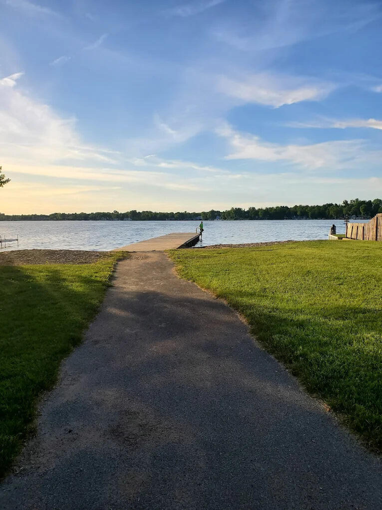 8004 Lakewood Drive Coloma MI 49038