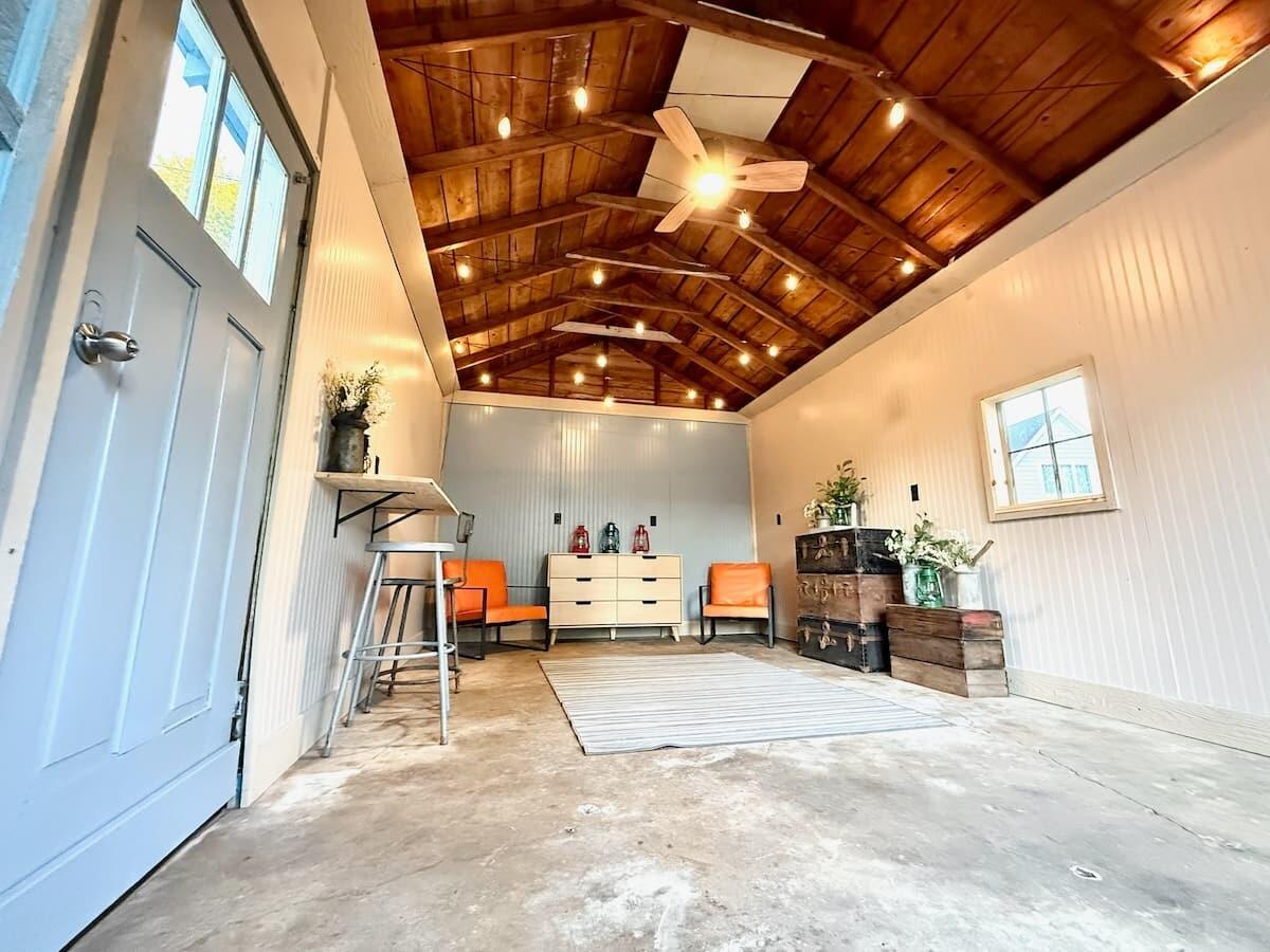 8004 Lakewood Drive Coloma MI 49038