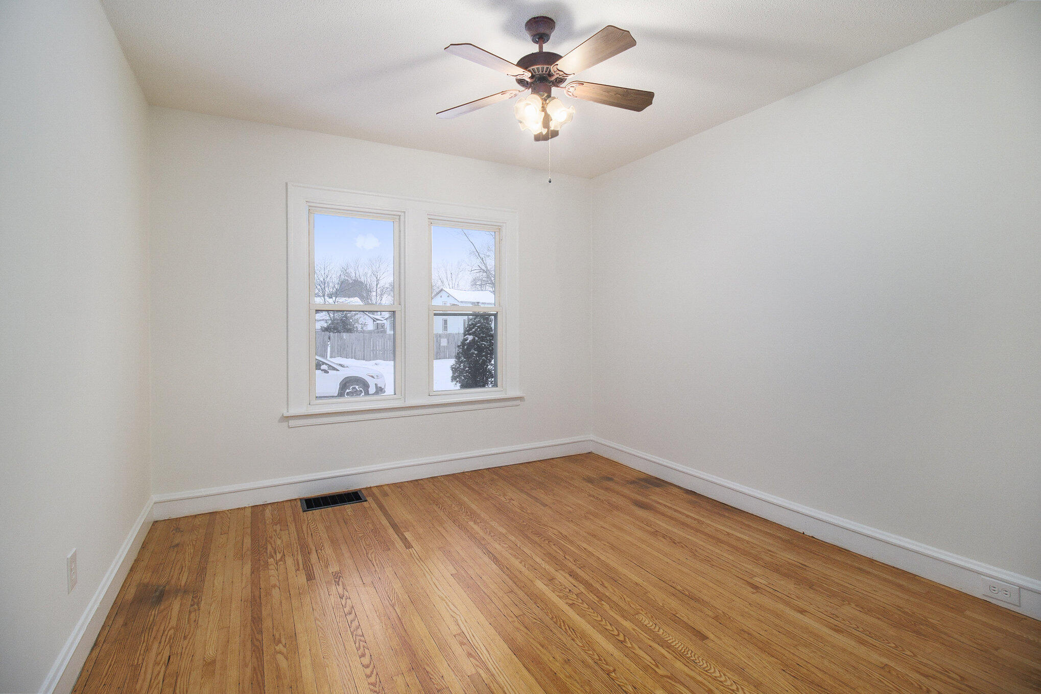 2214 Torrent Street Muskegon MI 49441