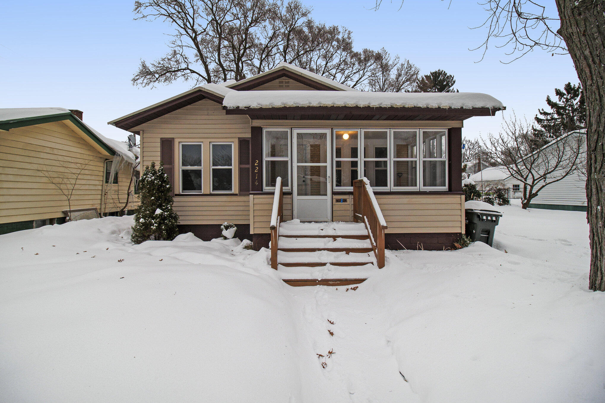 2214 Torrent Street Muskegon MI 49441