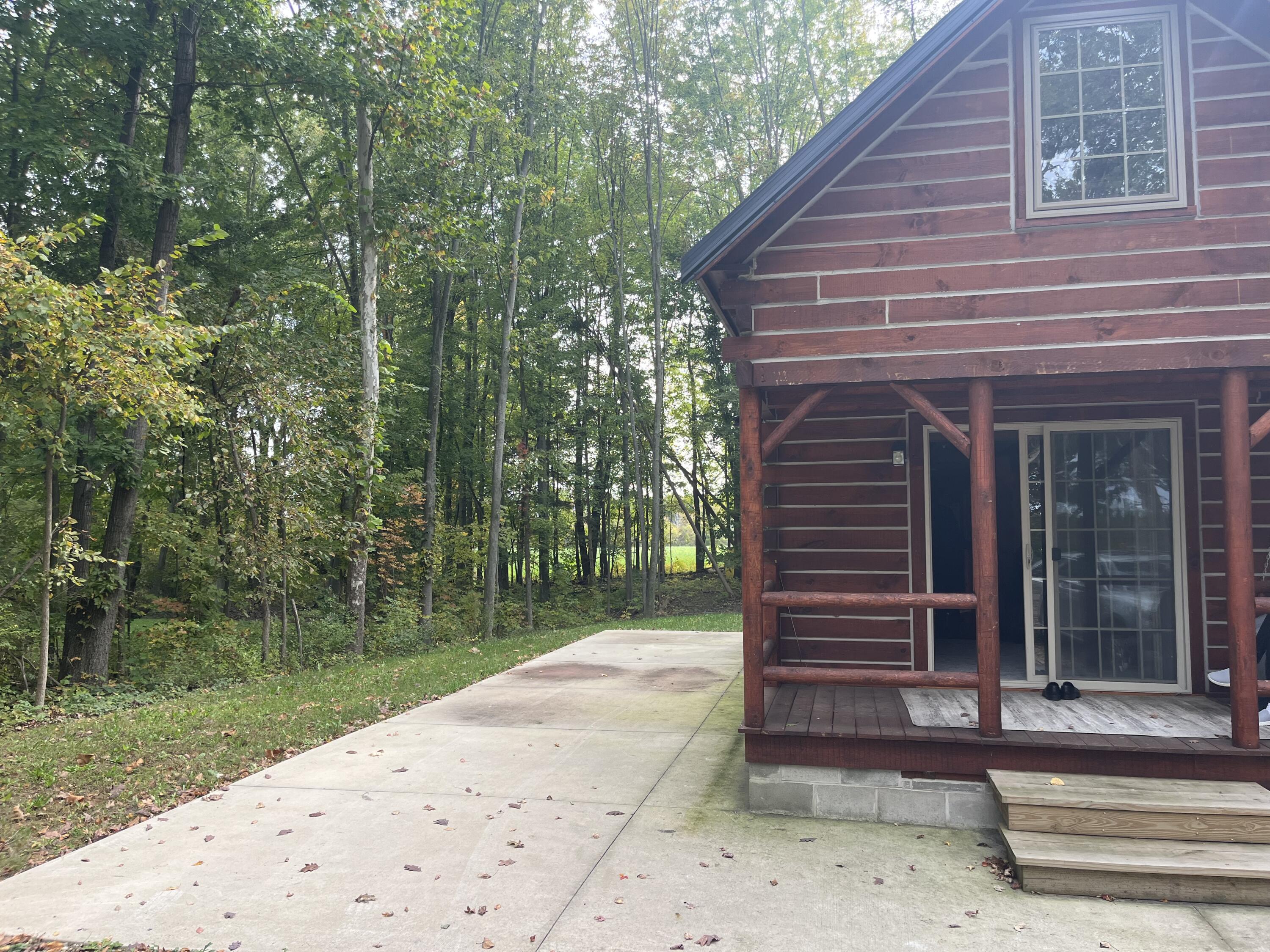 351 Minkler Lake Road Allegan MI 49010
