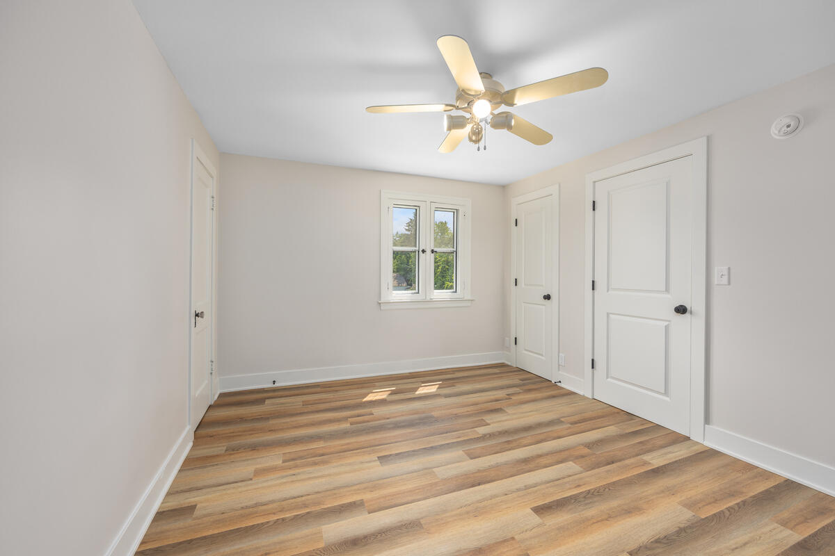 349 Baynton Avenue NE Grand Rapids MI 49503