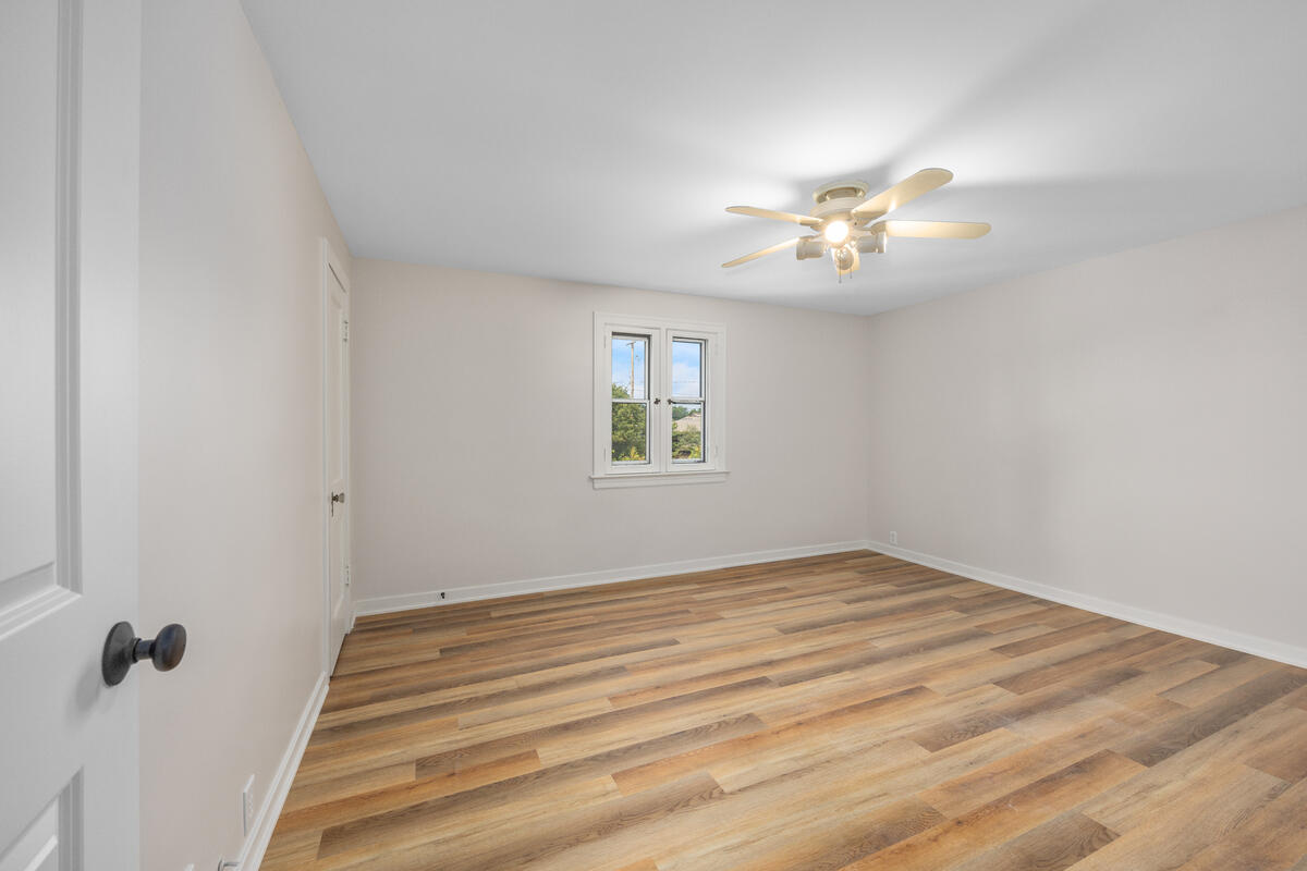 349 Baynton Avenue NE Grand Rapids MI 49503