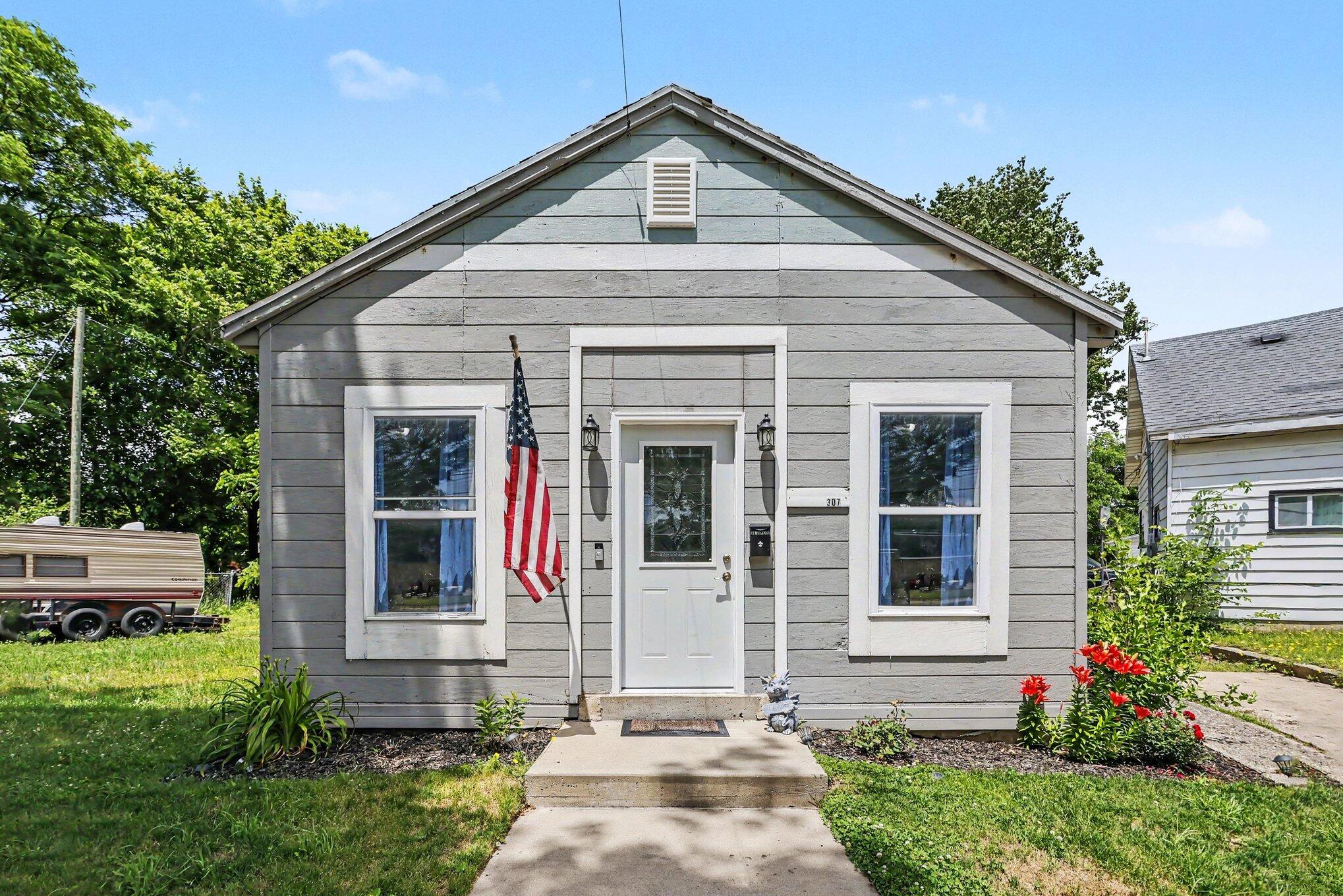 307 E Telegraph Street Dowagiac MI 49047