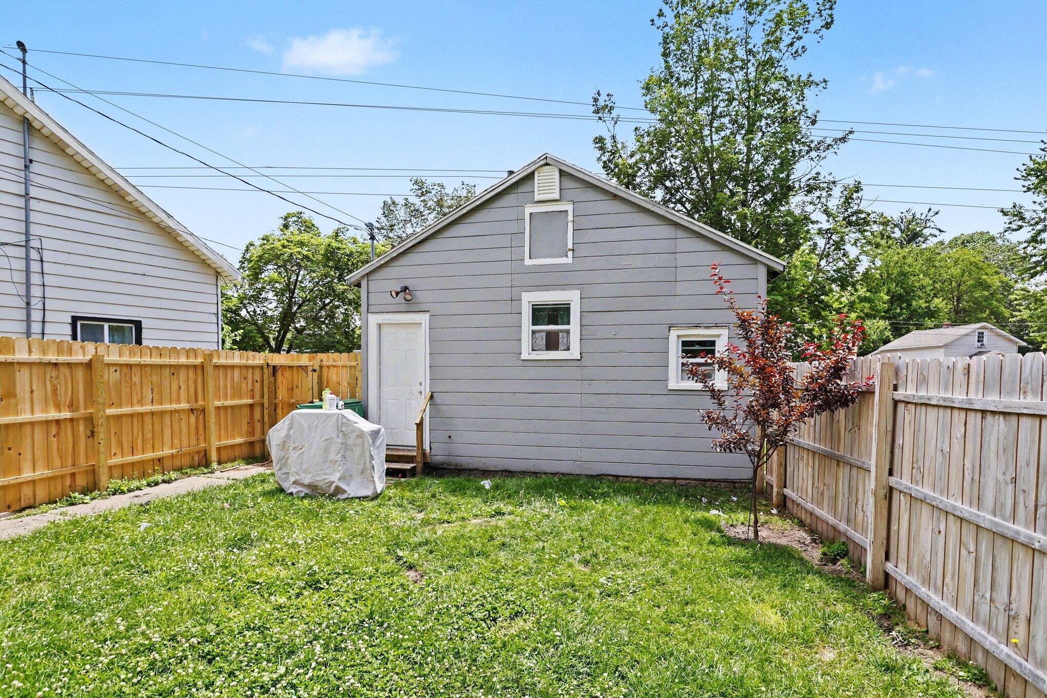 307 E Telegraph Street Dowagiac MI 49047