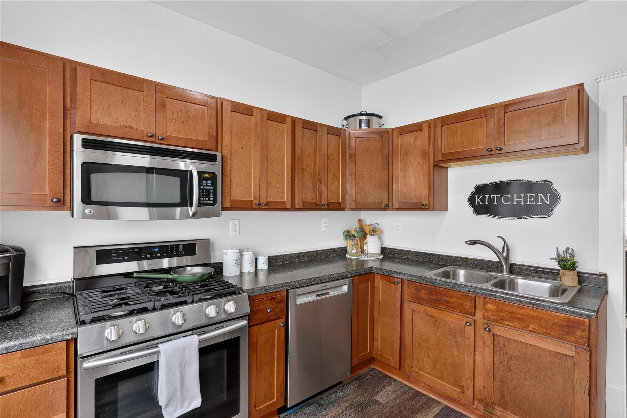 712 Innes Street NE Grand Rapids MI 49503