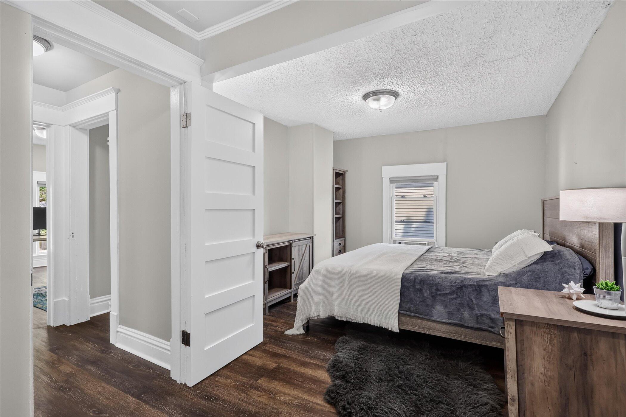 712 Innes Street NE Grand Rapids MI 49503