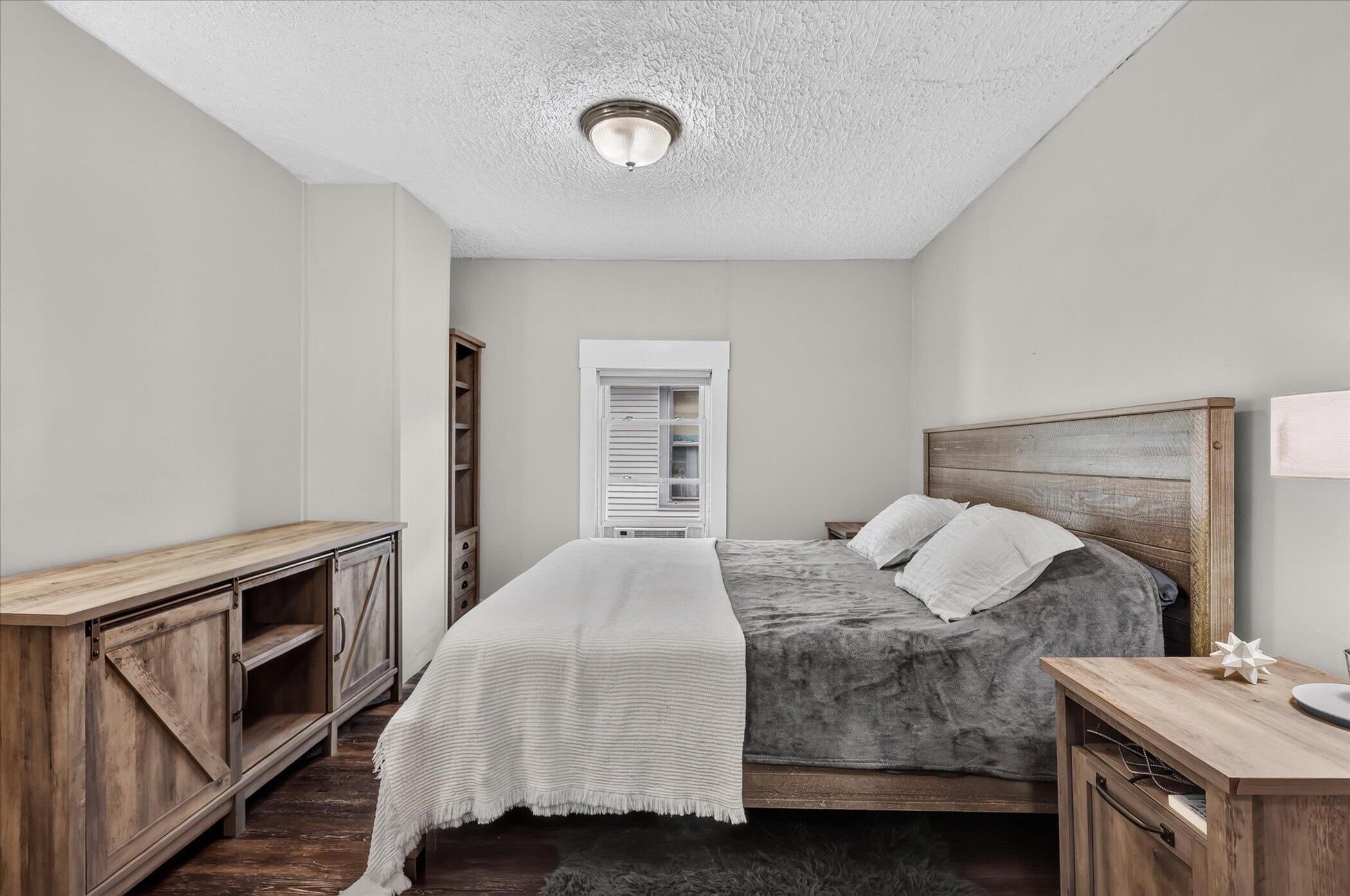 712 Innes Street NE Grand Rapids MI 49503