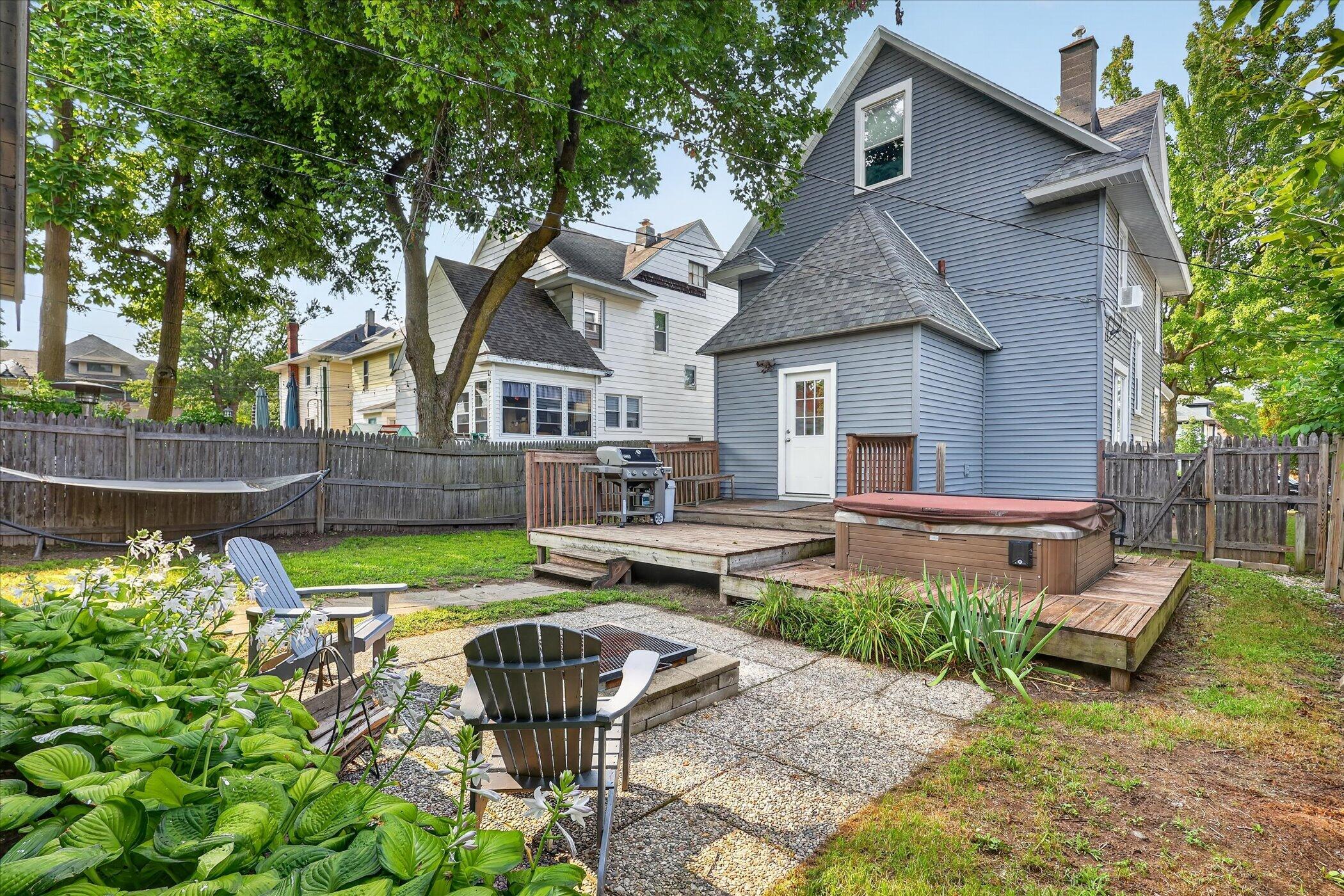 712 Innes Street NE Grand Rapids MI 49503