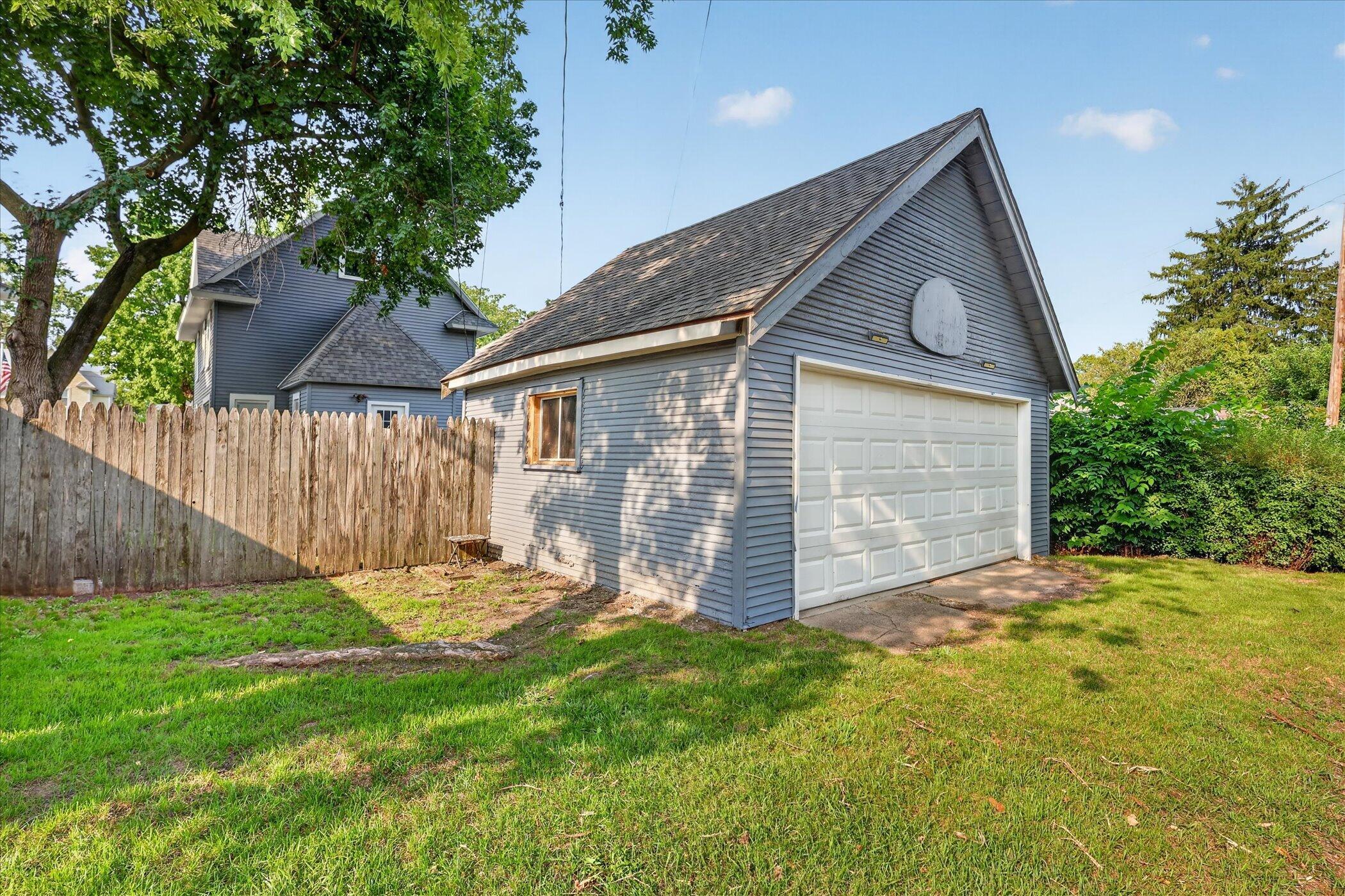 712 Innes Street NE Grand Rapids MI 49503