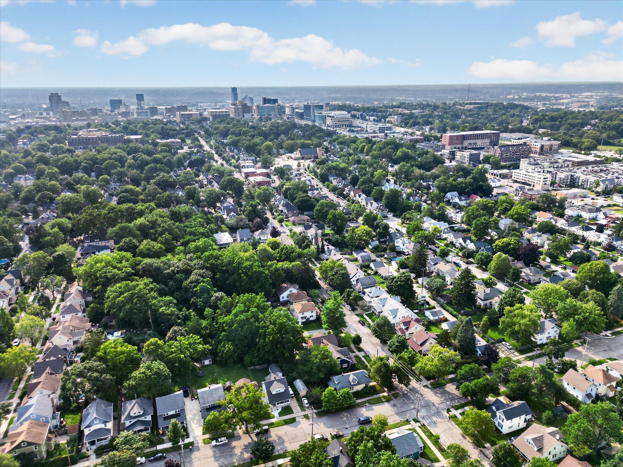 712 Innes Street NE Grand Rapids MI 49503