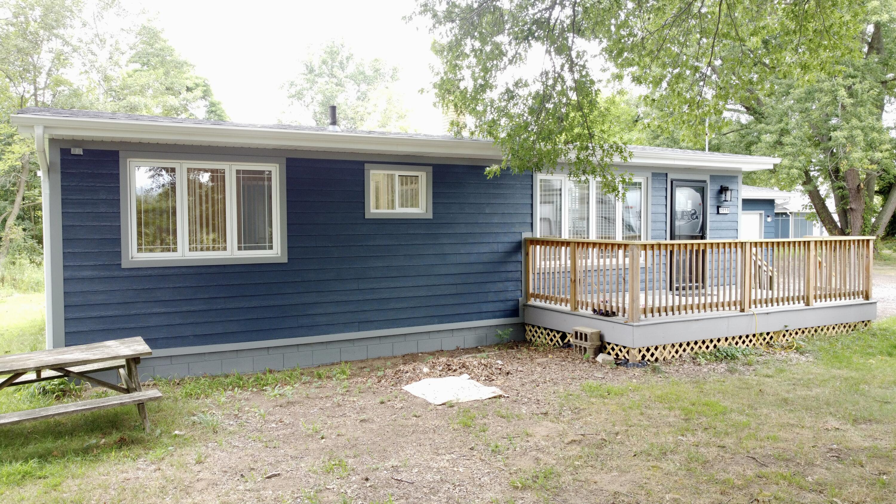 2010 S Benton Center Road Benton Harbor MI 49022