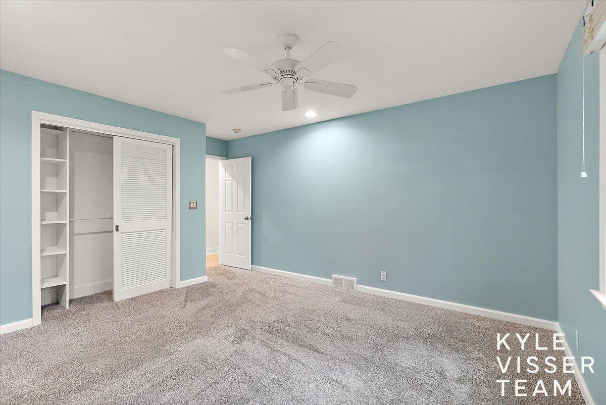1585 River Oaks Drive SE Ada MI 49301