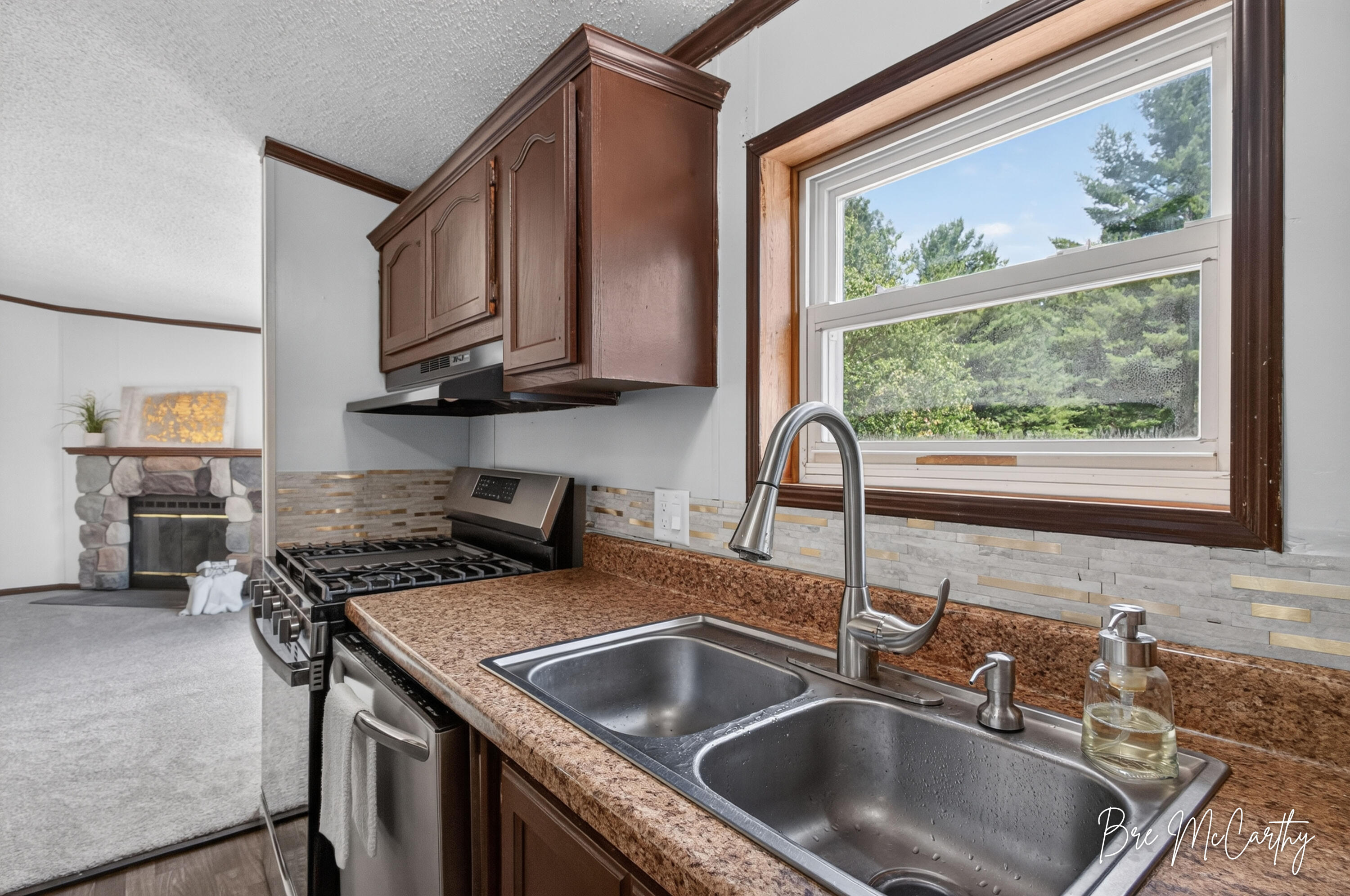 1634 S Chatterson Road Muskegon MI 49442