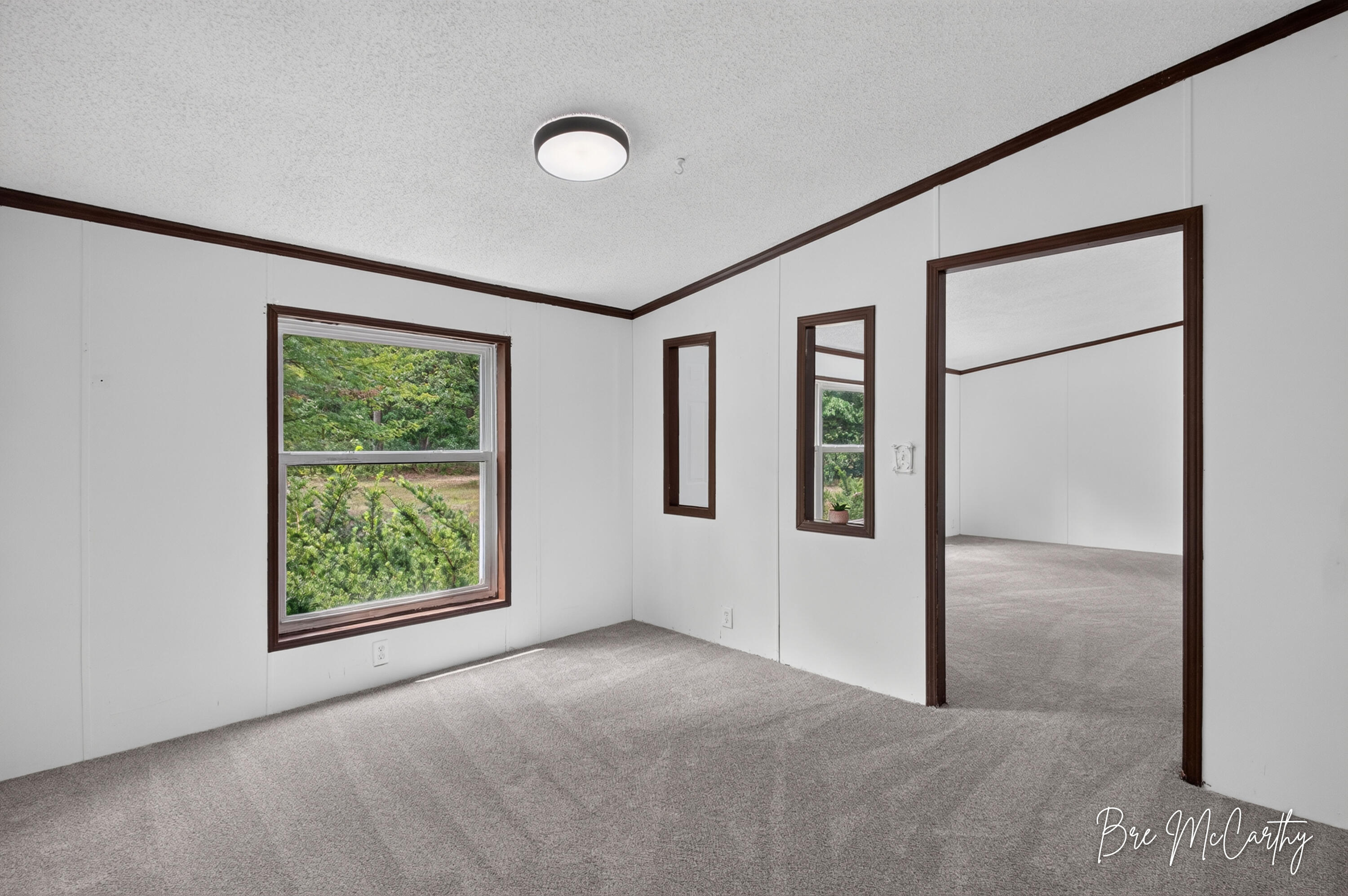 1634 S Chatterson Road Muskegon MI 49442