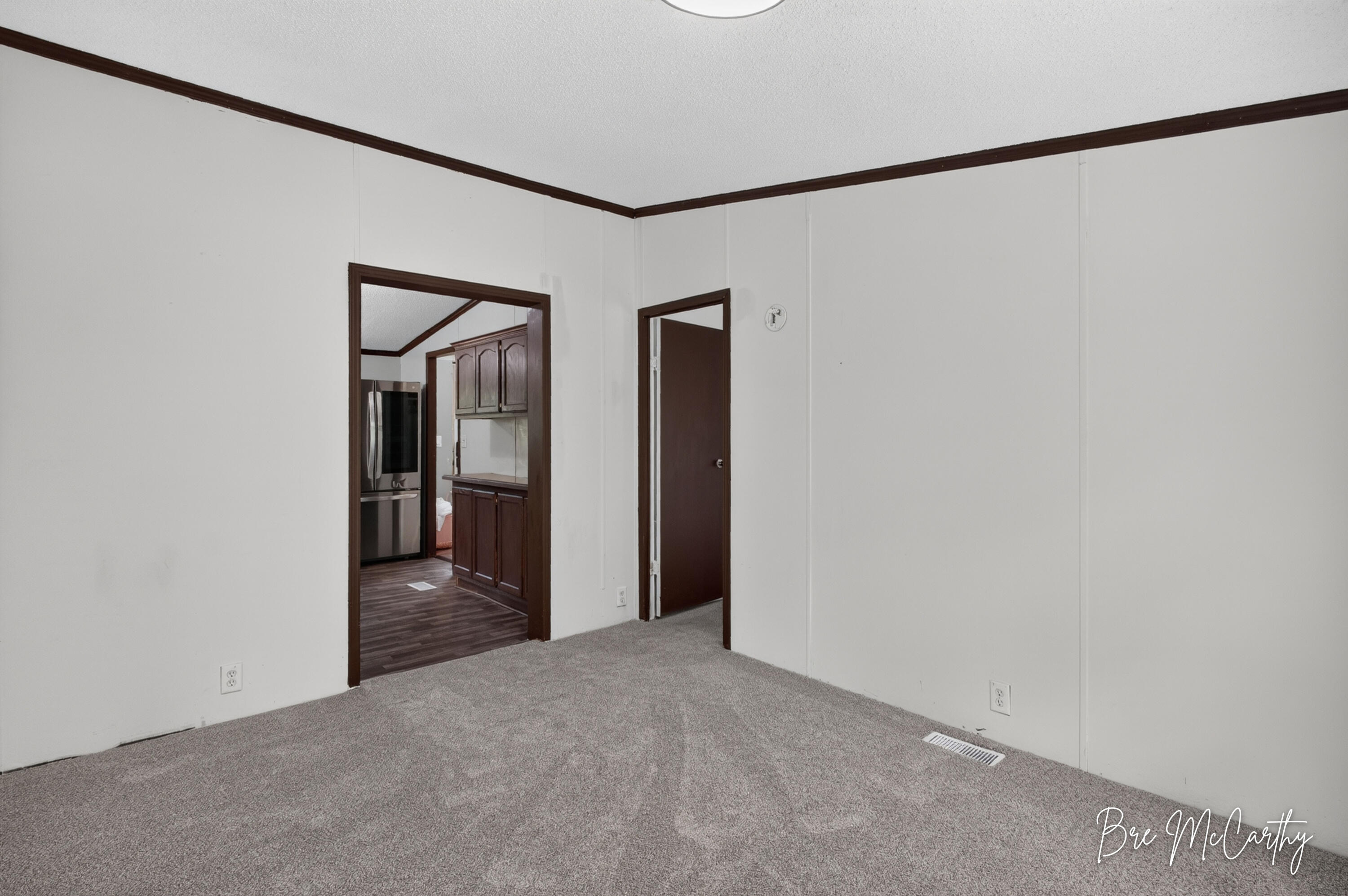 1634 S Chatterson Road Muskegon MI 49442