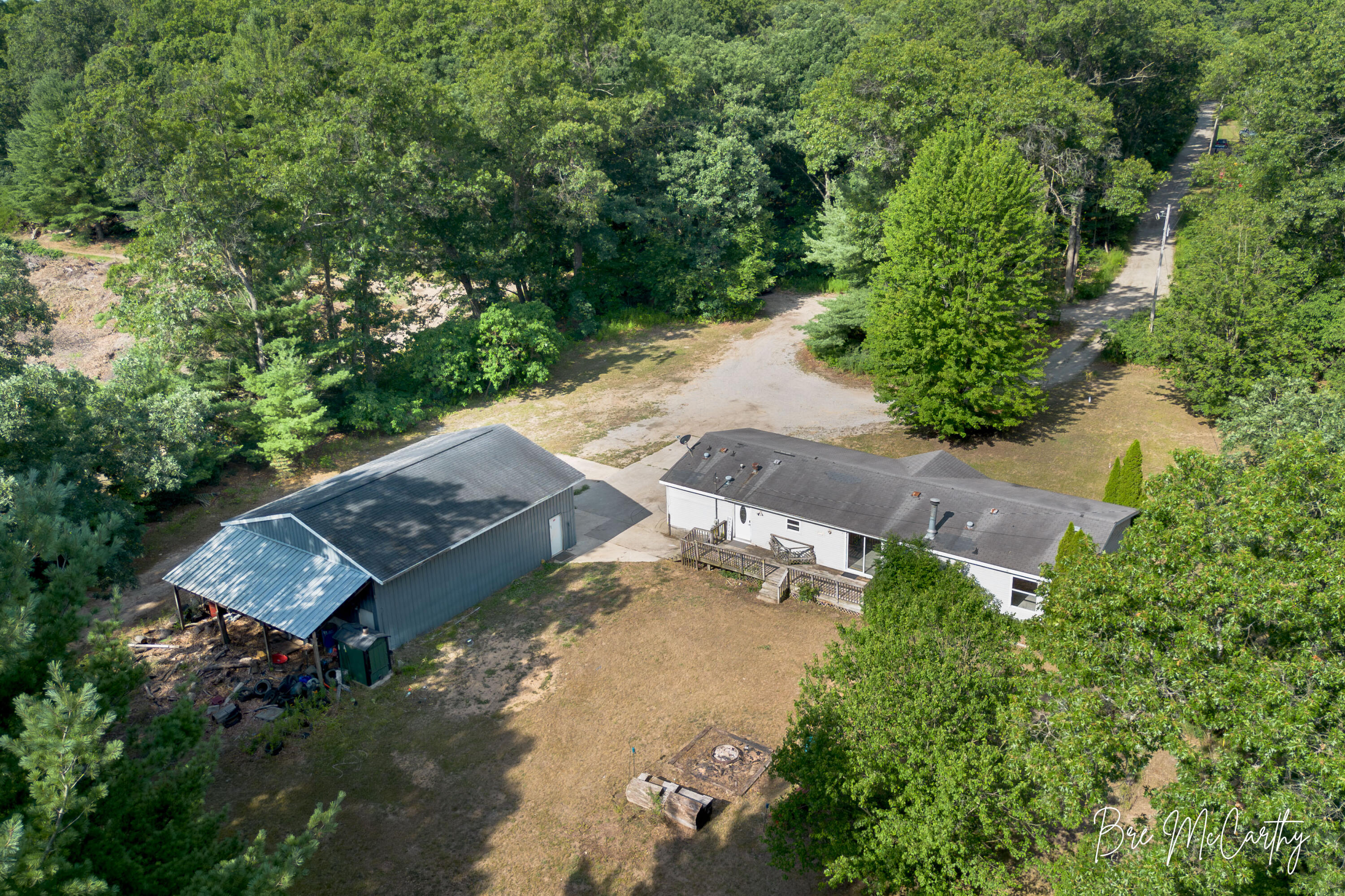 1634 S Chatterson Road Muskegon MI 49442
