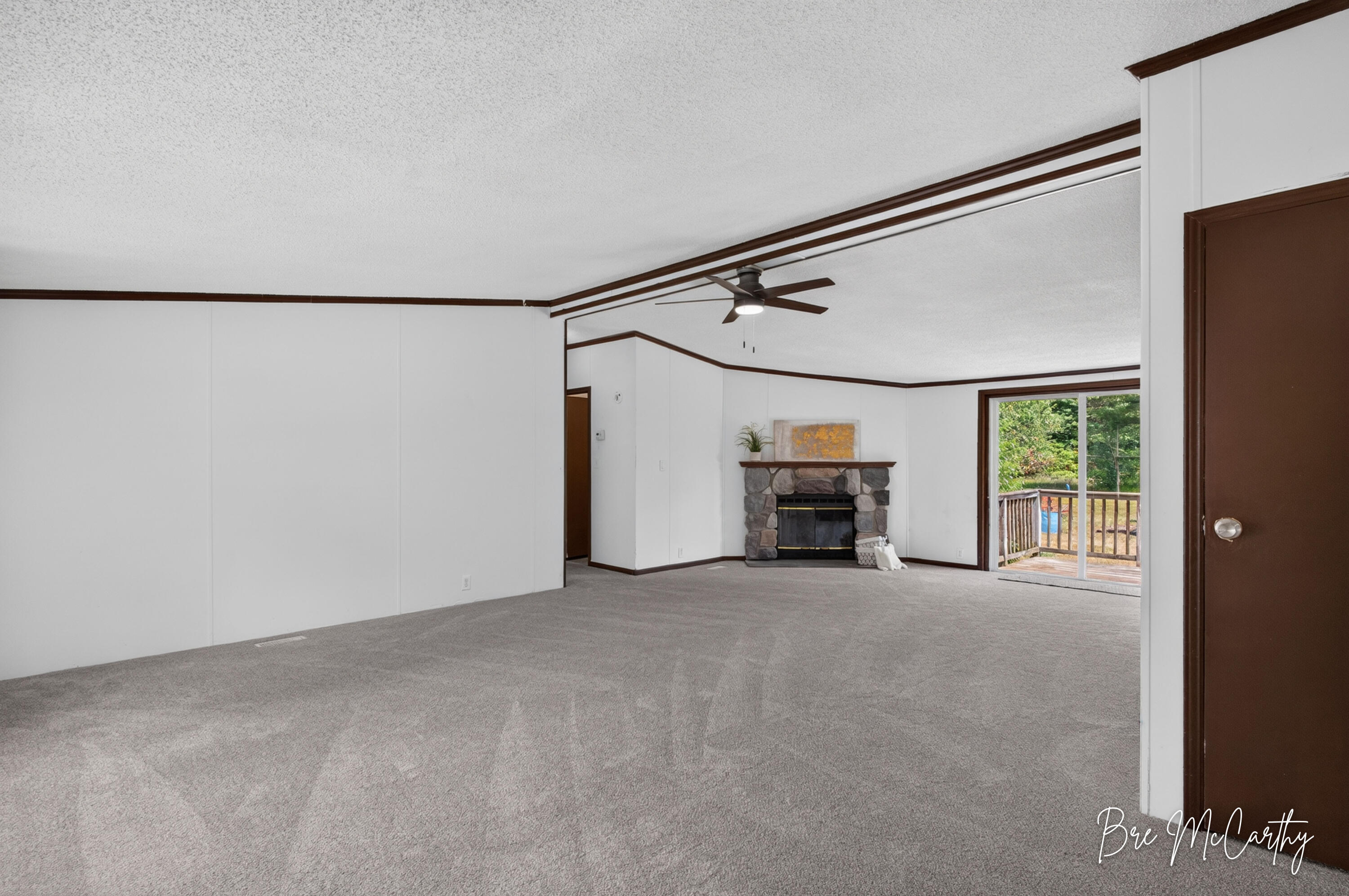 1634 S Chatterson Road Muskegon MI 49442