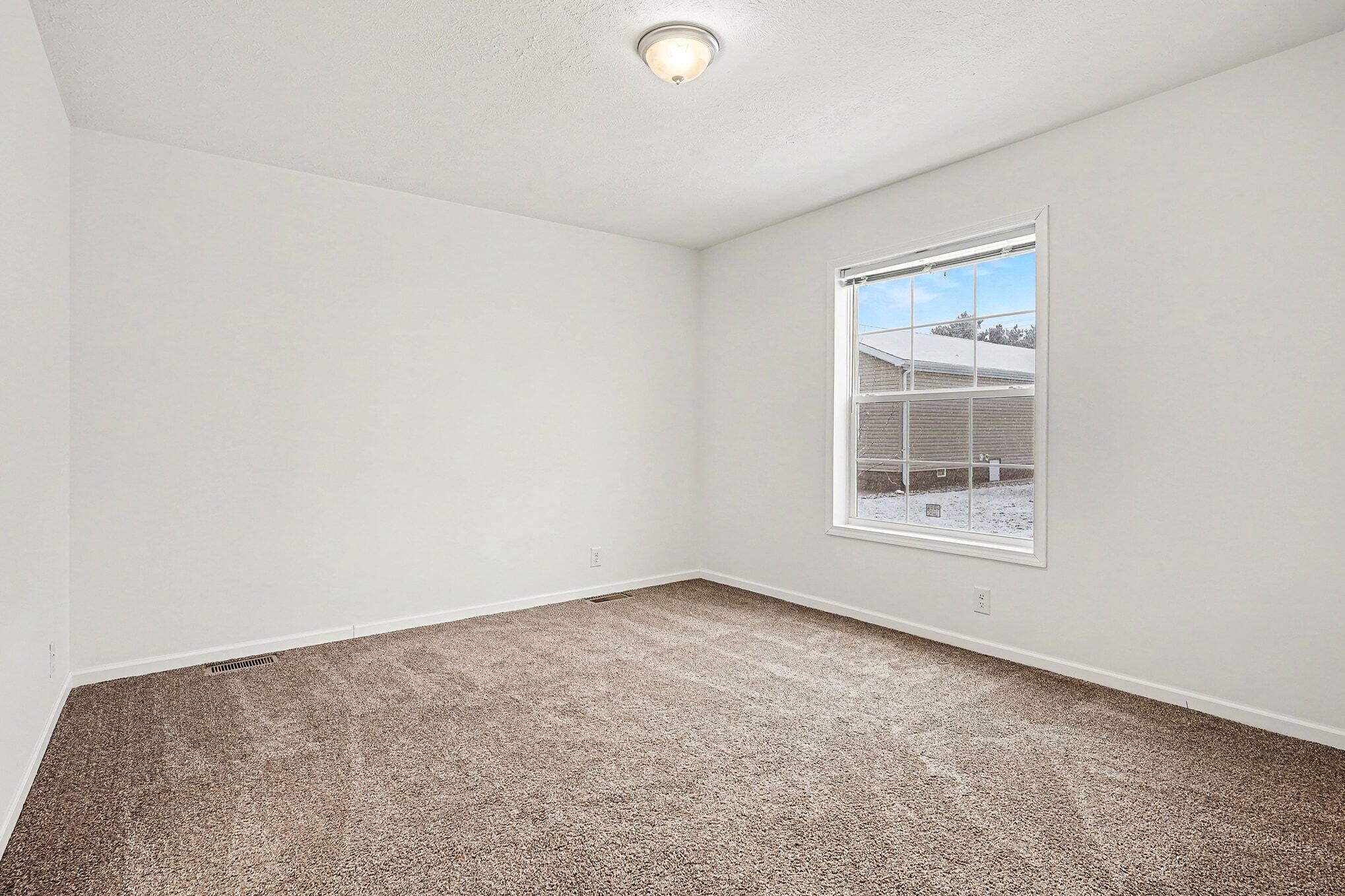 1283 E Ellis Road Norton Shores MI 49441