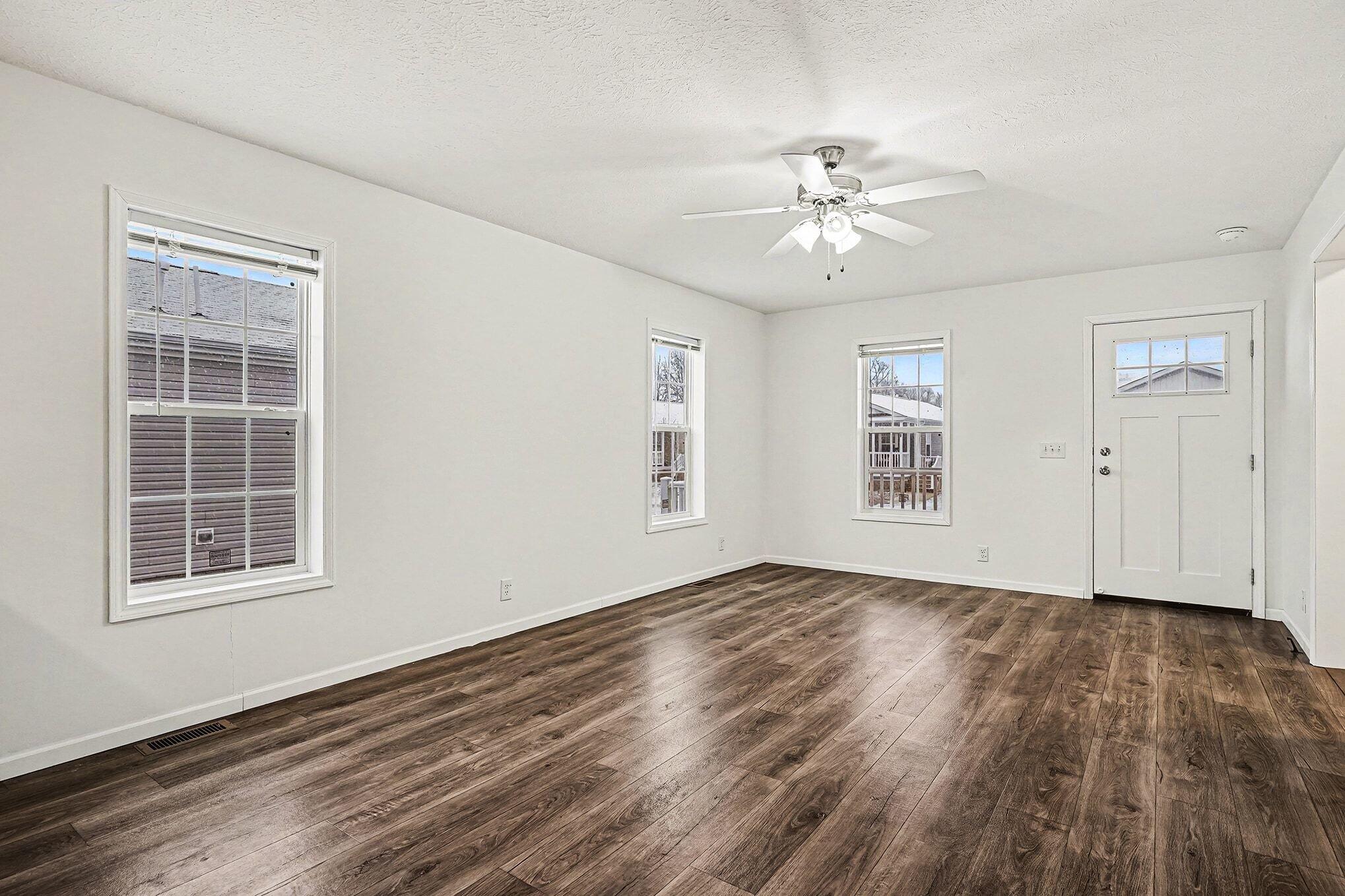 1283 E Ellis Road Norton Shores MI 49441