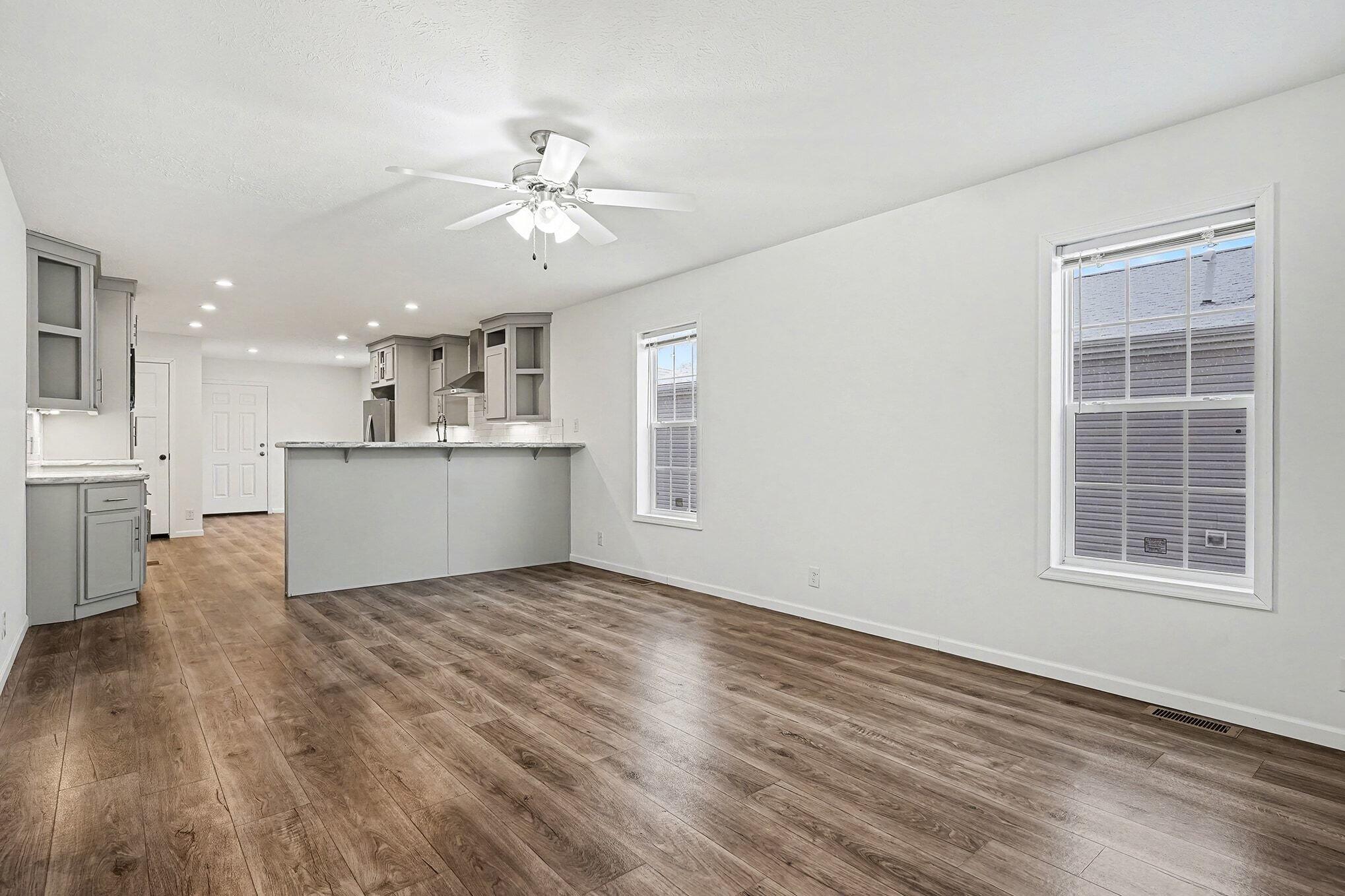 1283 E Ellis Road Norton Shores MI 49441