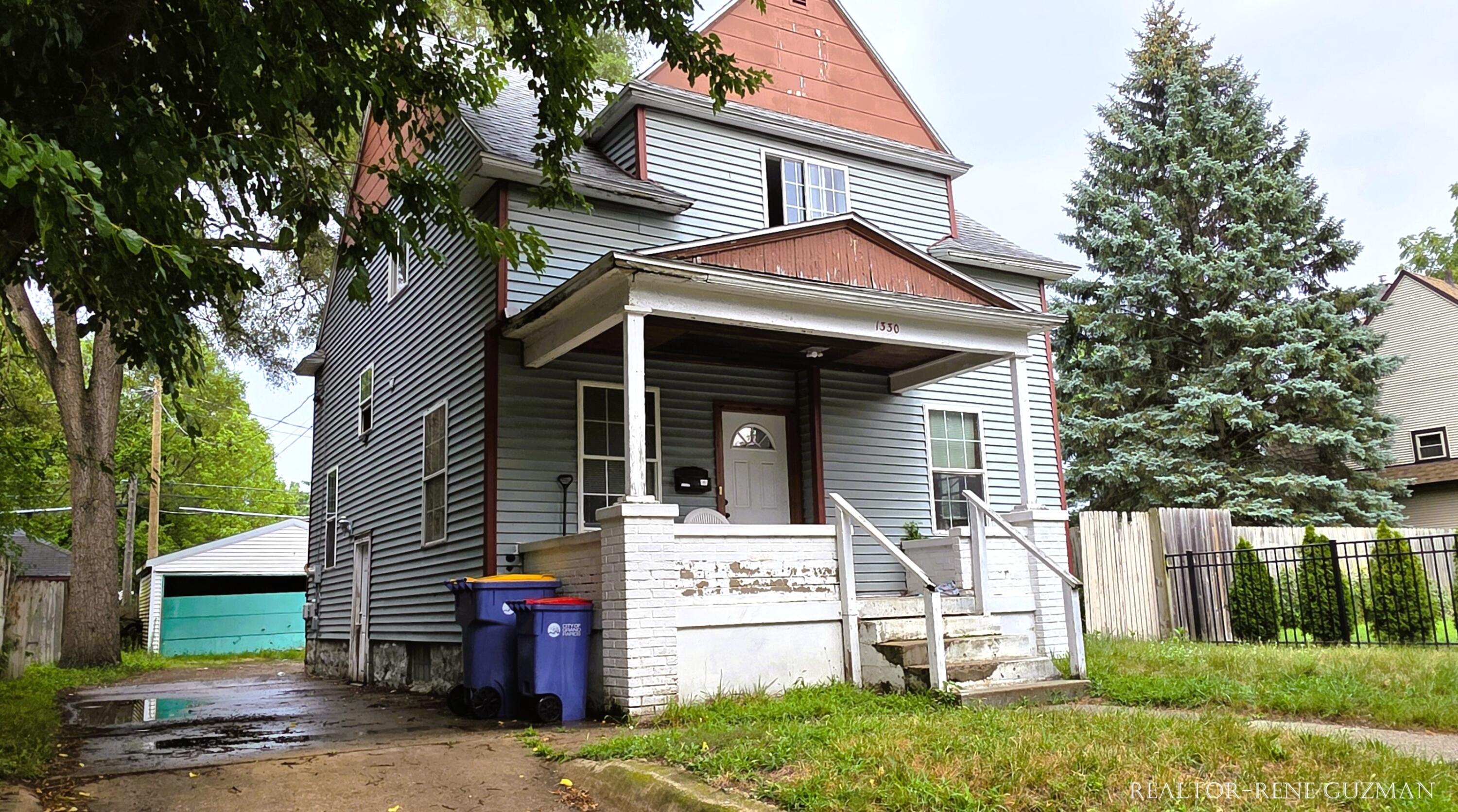 1330 Lafayette Avenue SE Grand Rapids MI 49507
