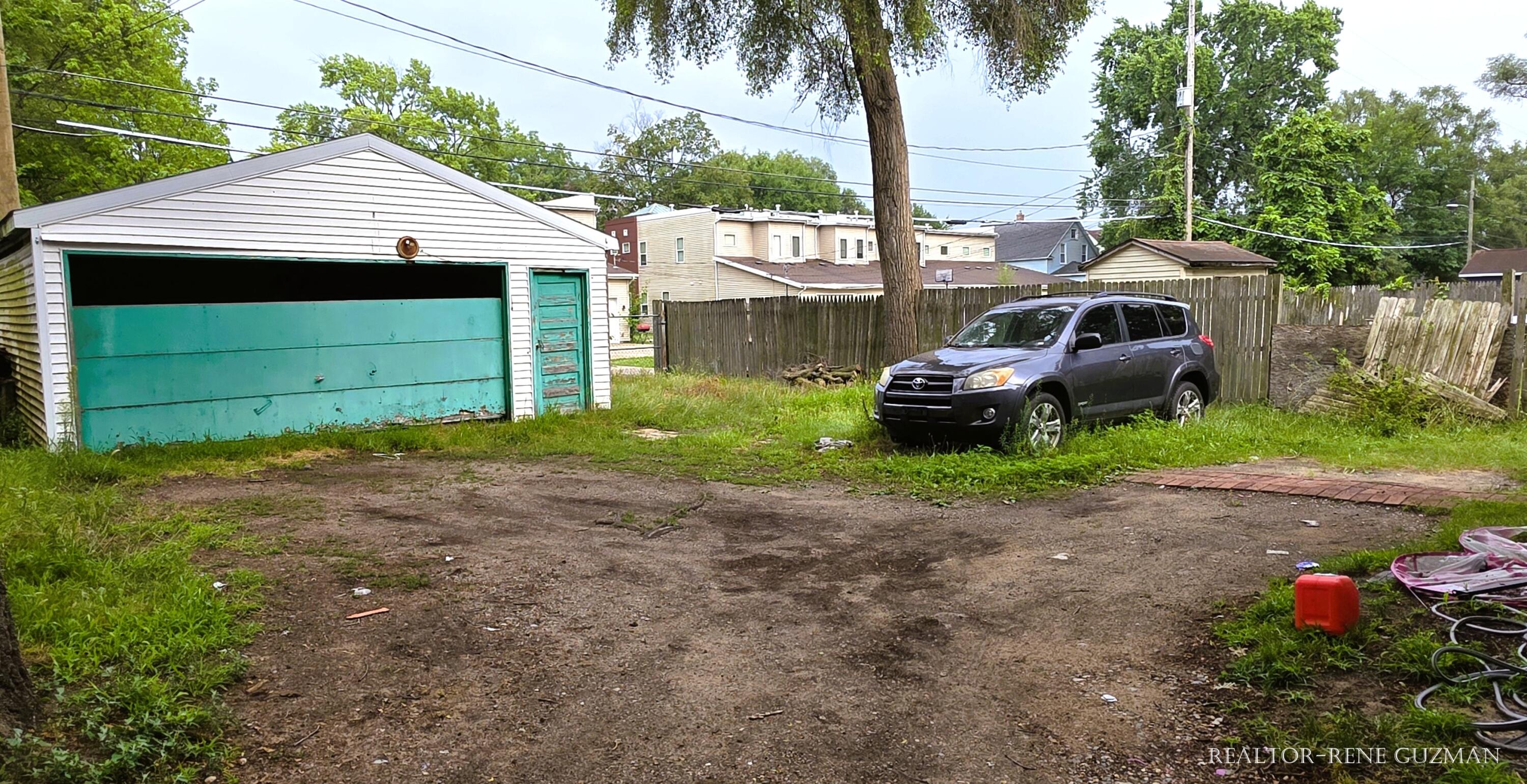 1330 Lafayette Avenue SE Grand Rapids MI 49507