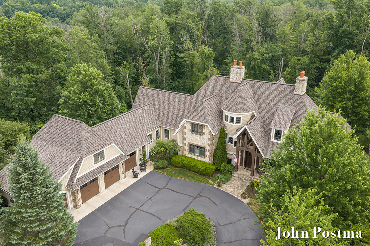 5914 Whitworth Court SE Grand Rapids MI 49546