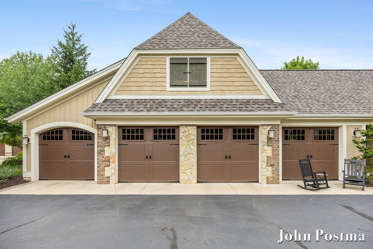 5914 Whitworth Court SE Grand Rapids MI 49546