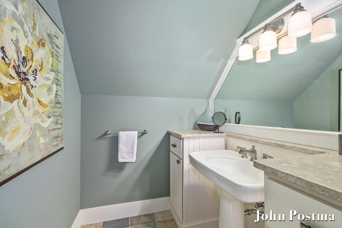 5914 Whitworth Court SE Grand Rapids MI 49546
