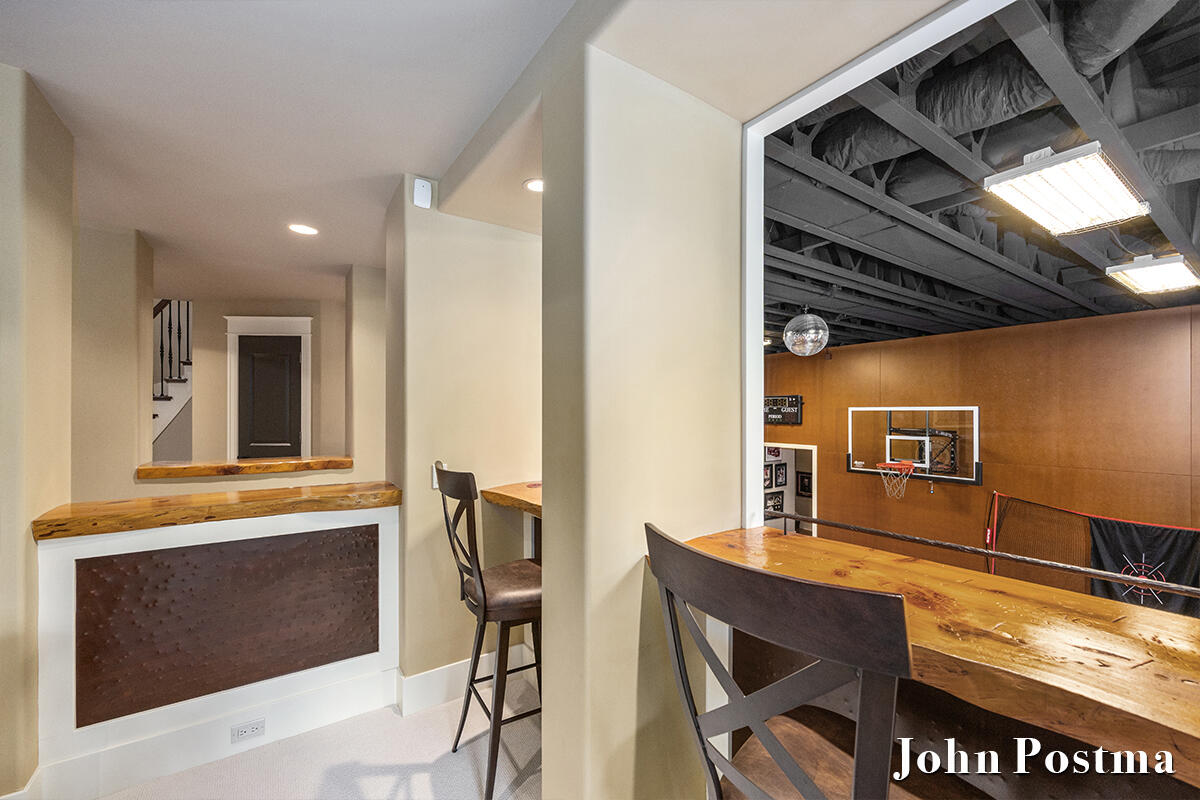 5914 Whitworth Court SE Grand Rapids MI 49546