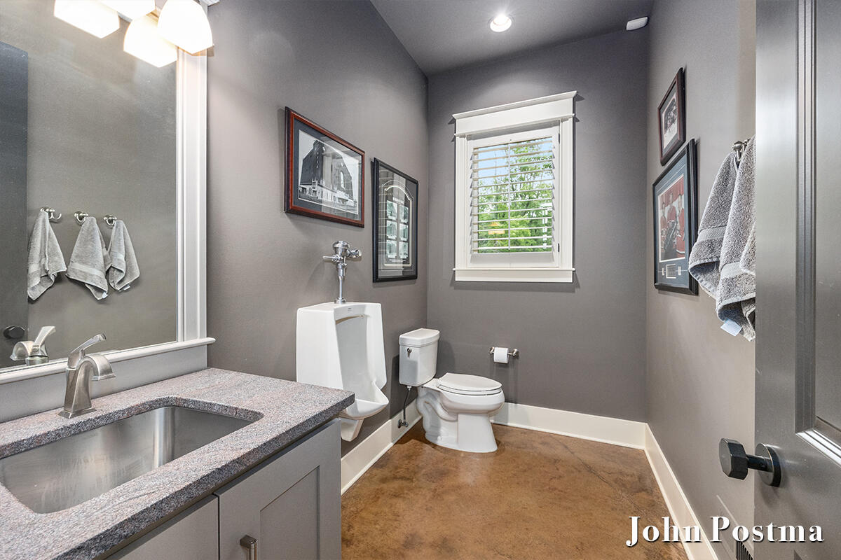 5914 Whitworth Court SE Grand Rapids MI 49546