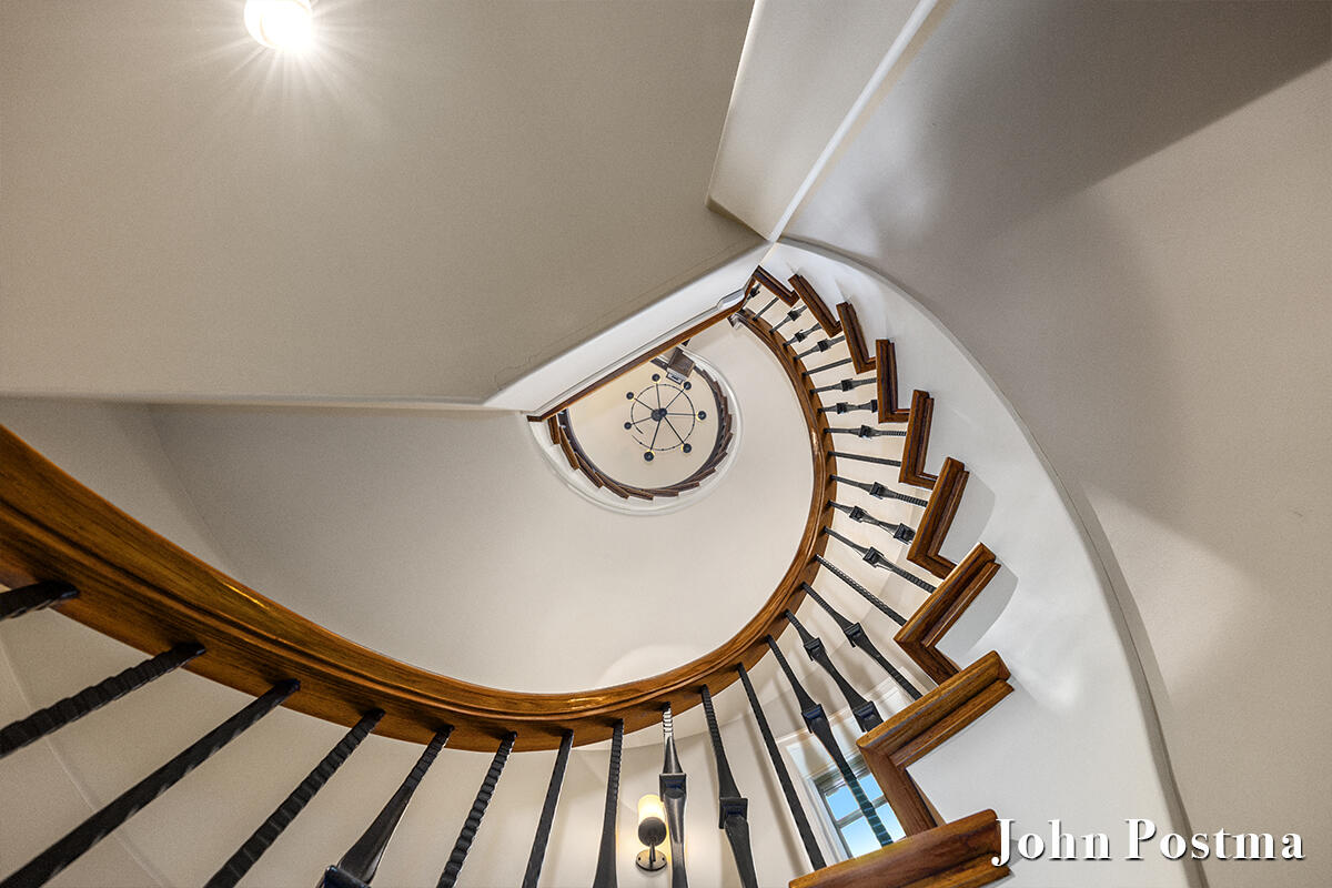 5914 Whitworth Court SE Grand Rapids MI 49546