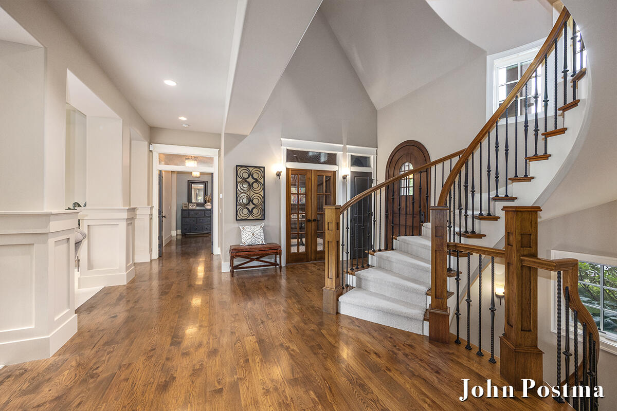 5914 Whitworth Court SE Grand Rapids MI 49546