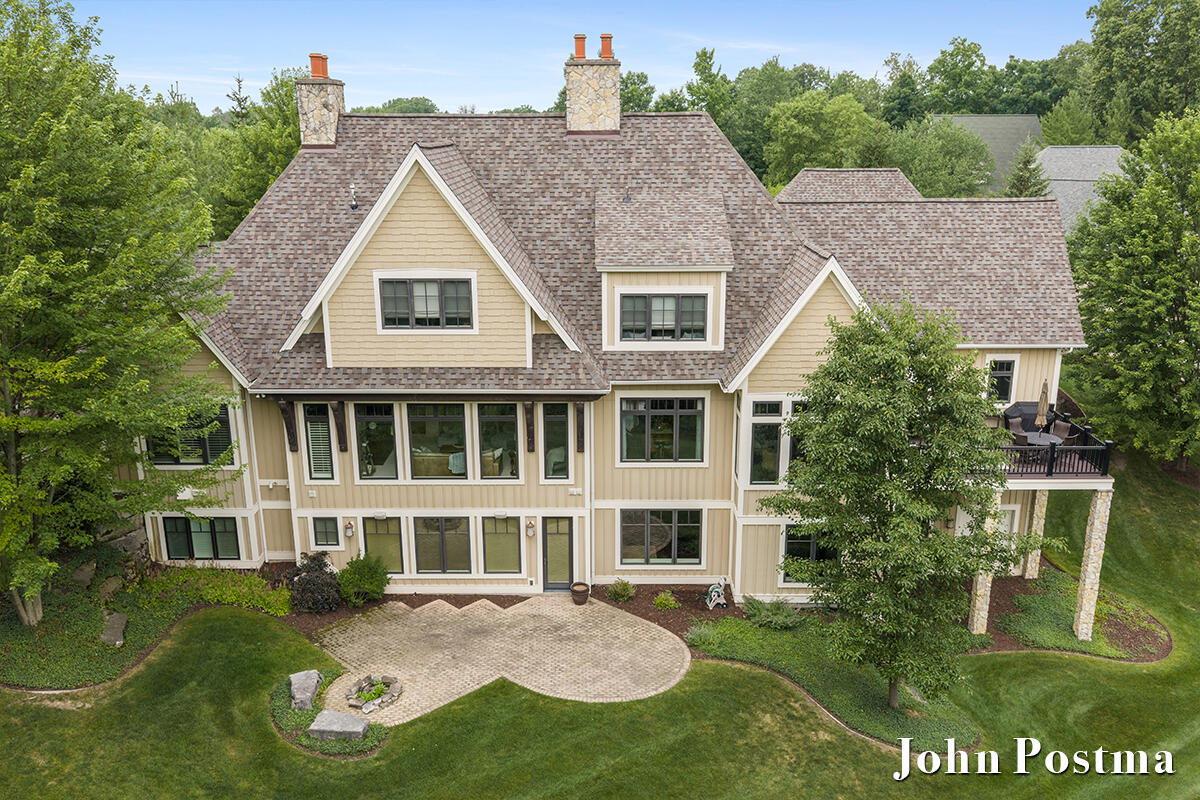 5914 Whitworth Court SE Grand Rapids MI 49546