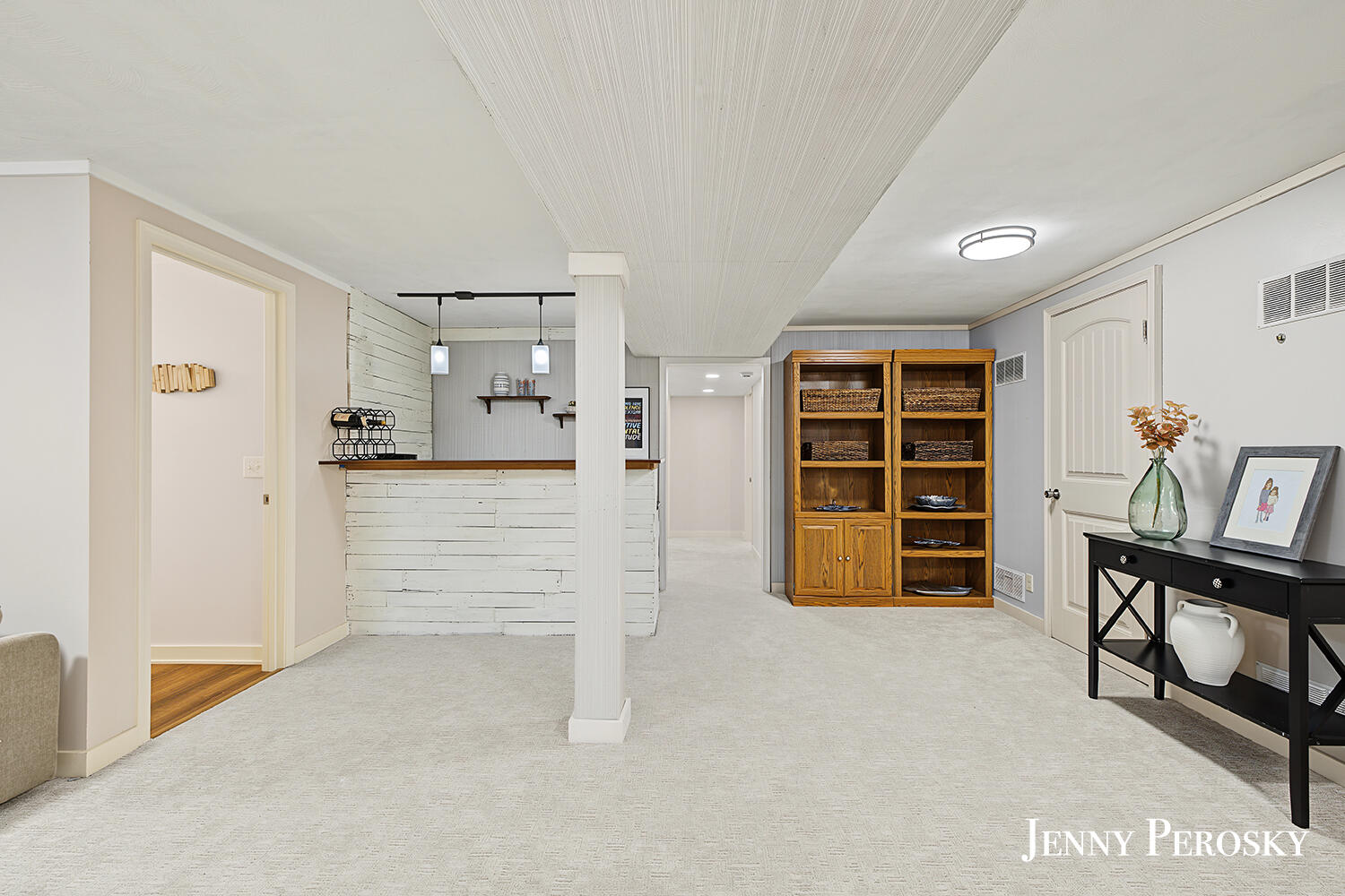 2022 Hall Street SE East Grand Rapids MI 49506