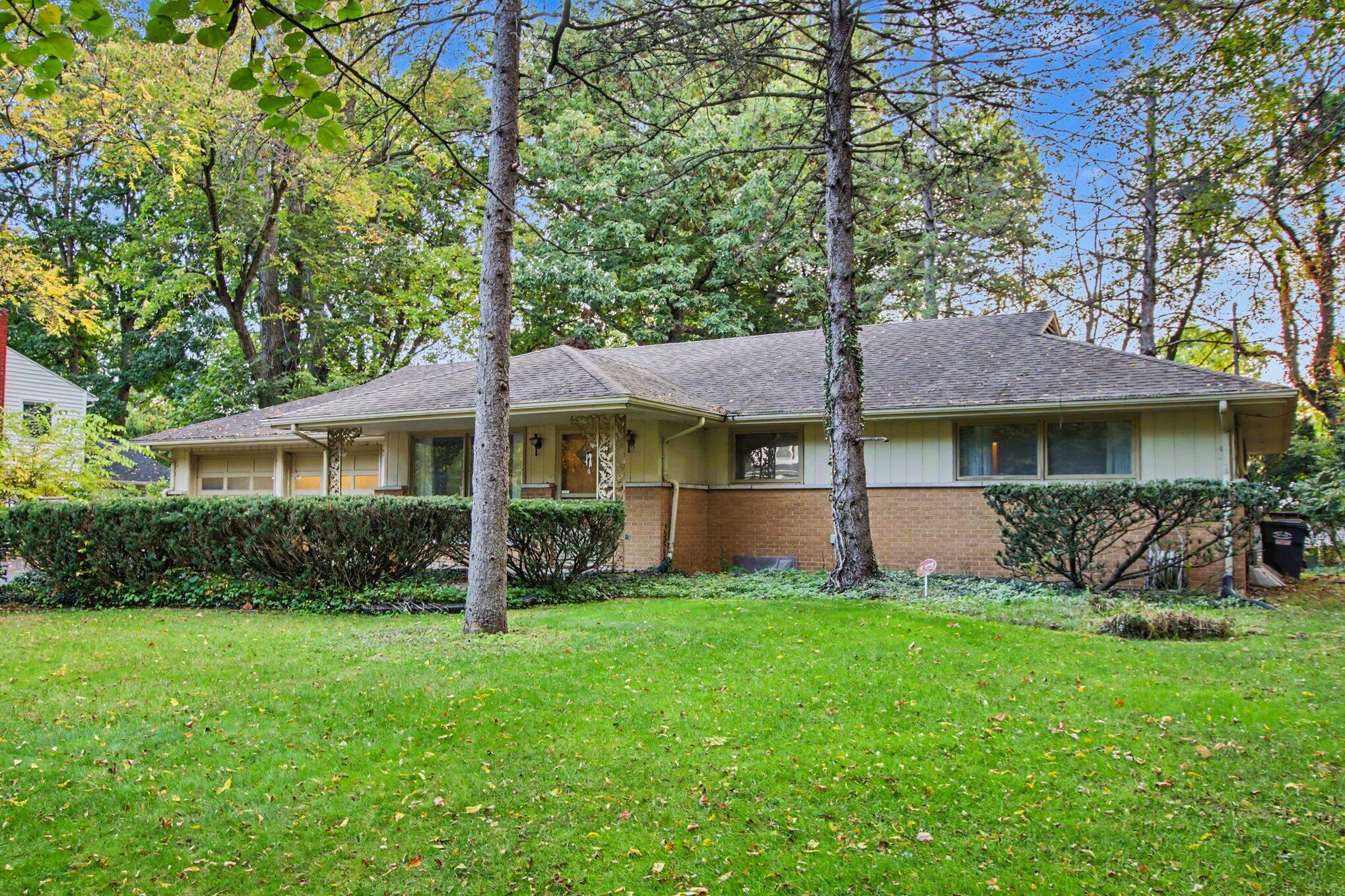 560 Lodge Lane Kalamazoo MI 49009