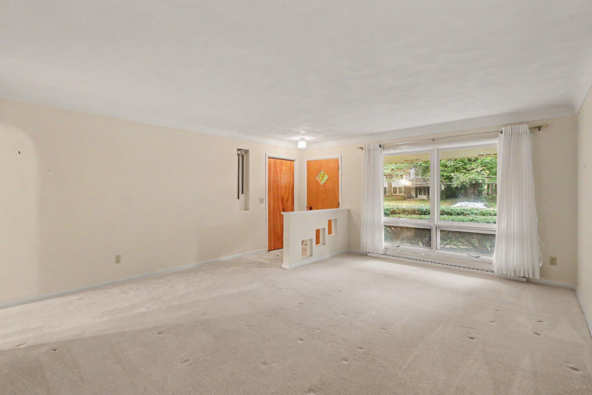 560 Lodge Lane Kalamazoo MI 49009
