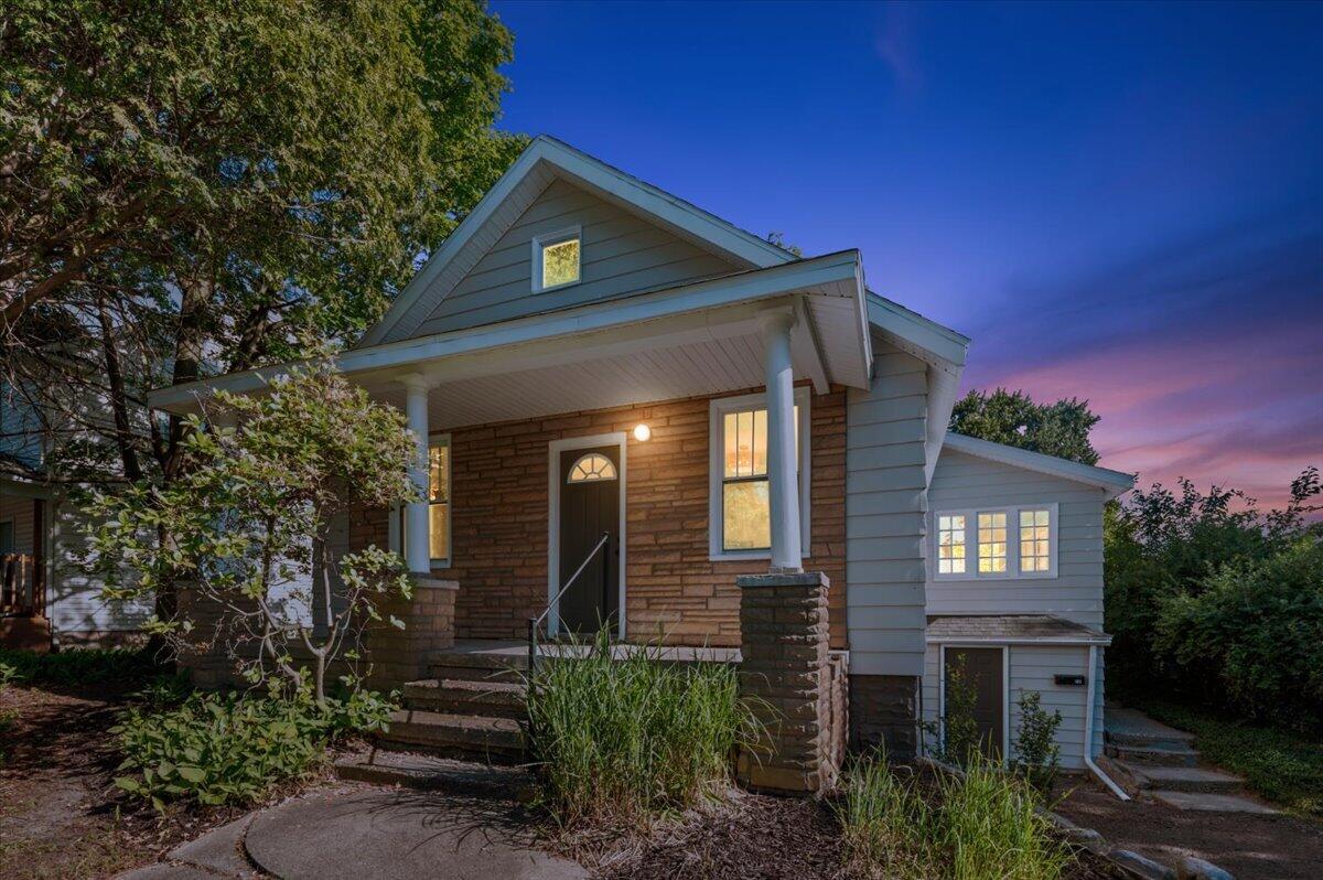 710 Leonard Street NE Grand Rapids MI 49503