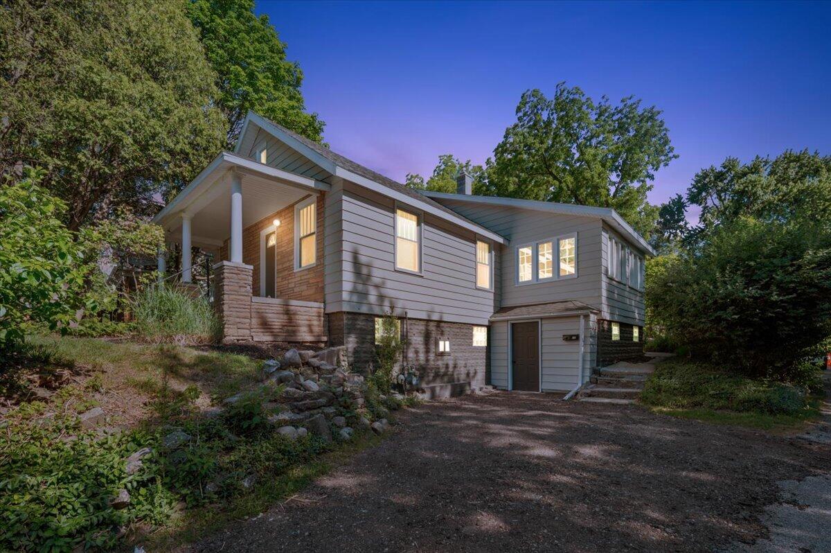 710 Leonard Street NE Grand Rapids MI 49503
